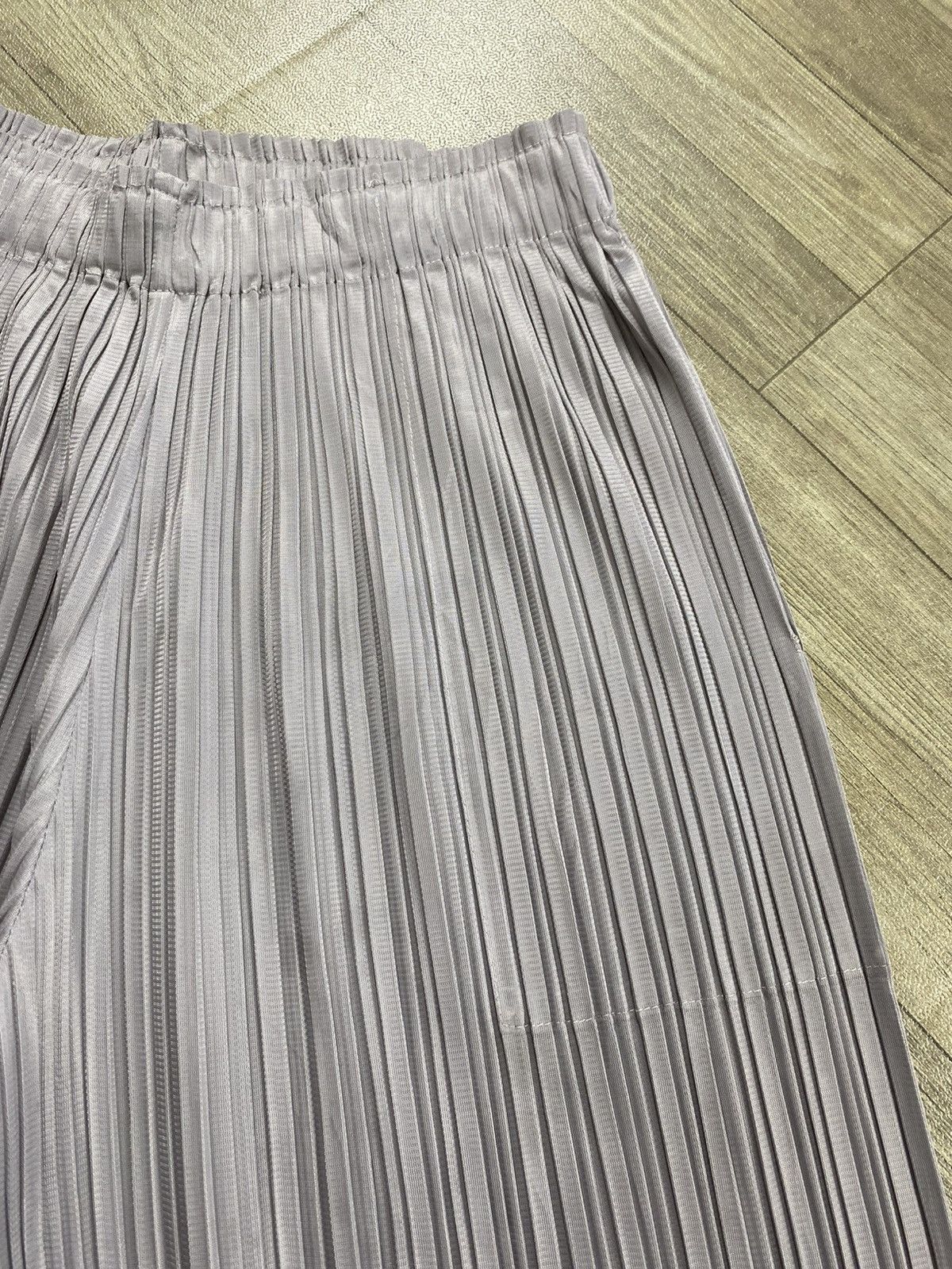 Pleats Please Issey Miyake Vintage Pleats Please Issey Miyake Wide Leg Pants Dark Gray Size US 28 / EU 44 - 7 Thumbnail