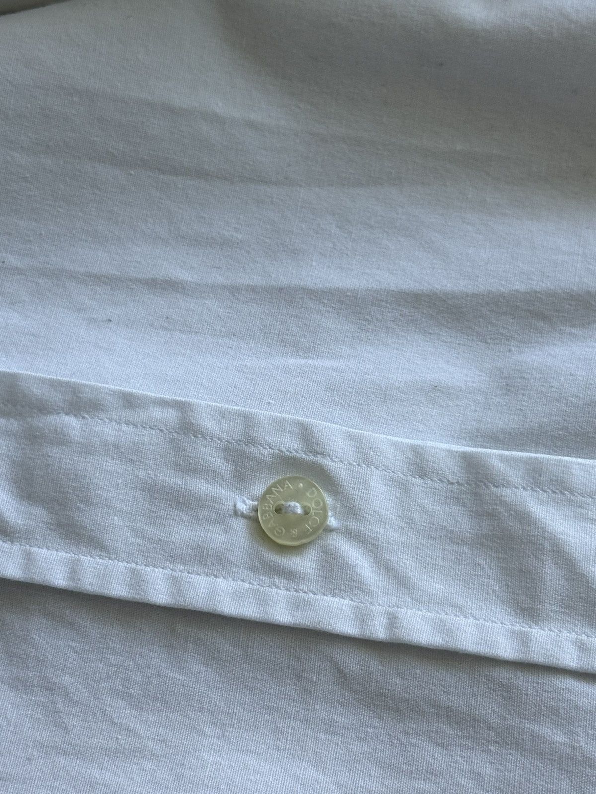 Dolce & Gabbana Dolce & Gabbana gold white classic oxford ls shirt Size US XL / EU 56 / 4 - 9 Thumbnail