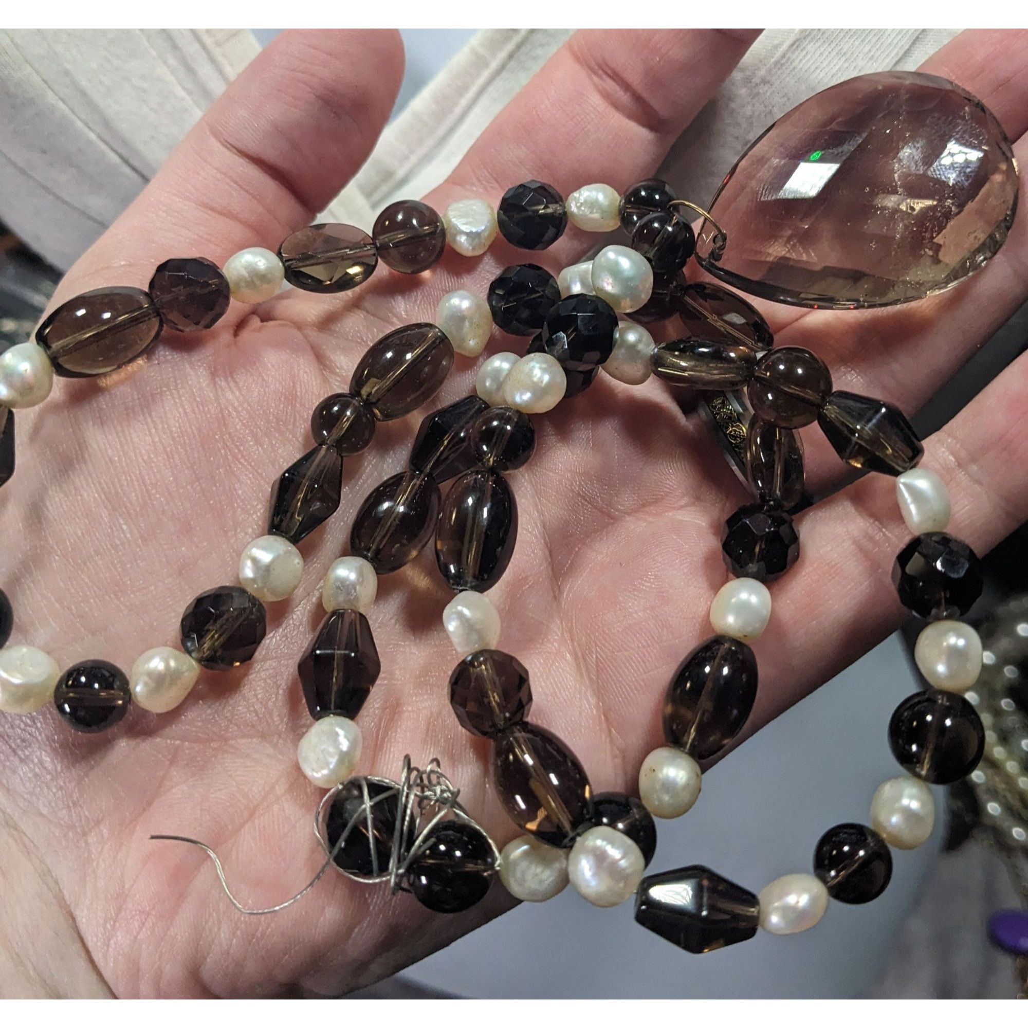 Handmade Handmade Pearl And Glass Beaded Teardrop Pendant Necklace Size ONE SIZE - 4 Thumbnail