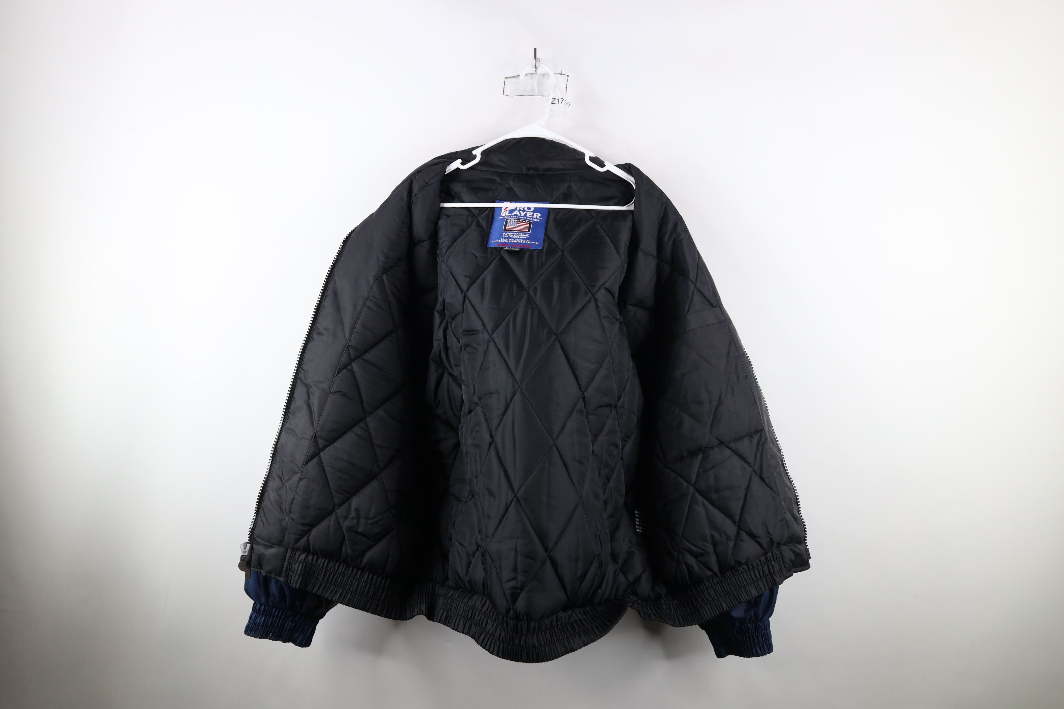 Vintage Vintage 90s Dallas Cowboys Football Quilted Puffer Jacket Size US XL / EU 56 / 4 - 12 Thumbnail