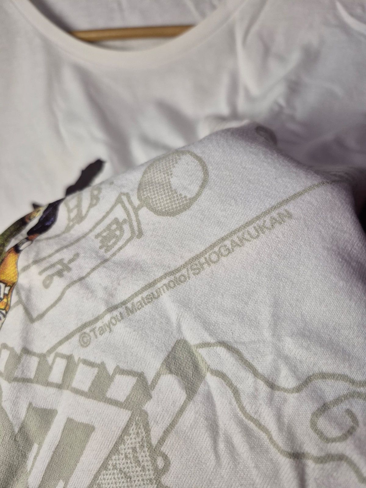 Anime × Japanese Brand × Uniqlo 🔥 Uniqlo Shogakukan Anime Cartoon Art Tee Size US L / EU 52-54 / 3 - 4 Thumbnail