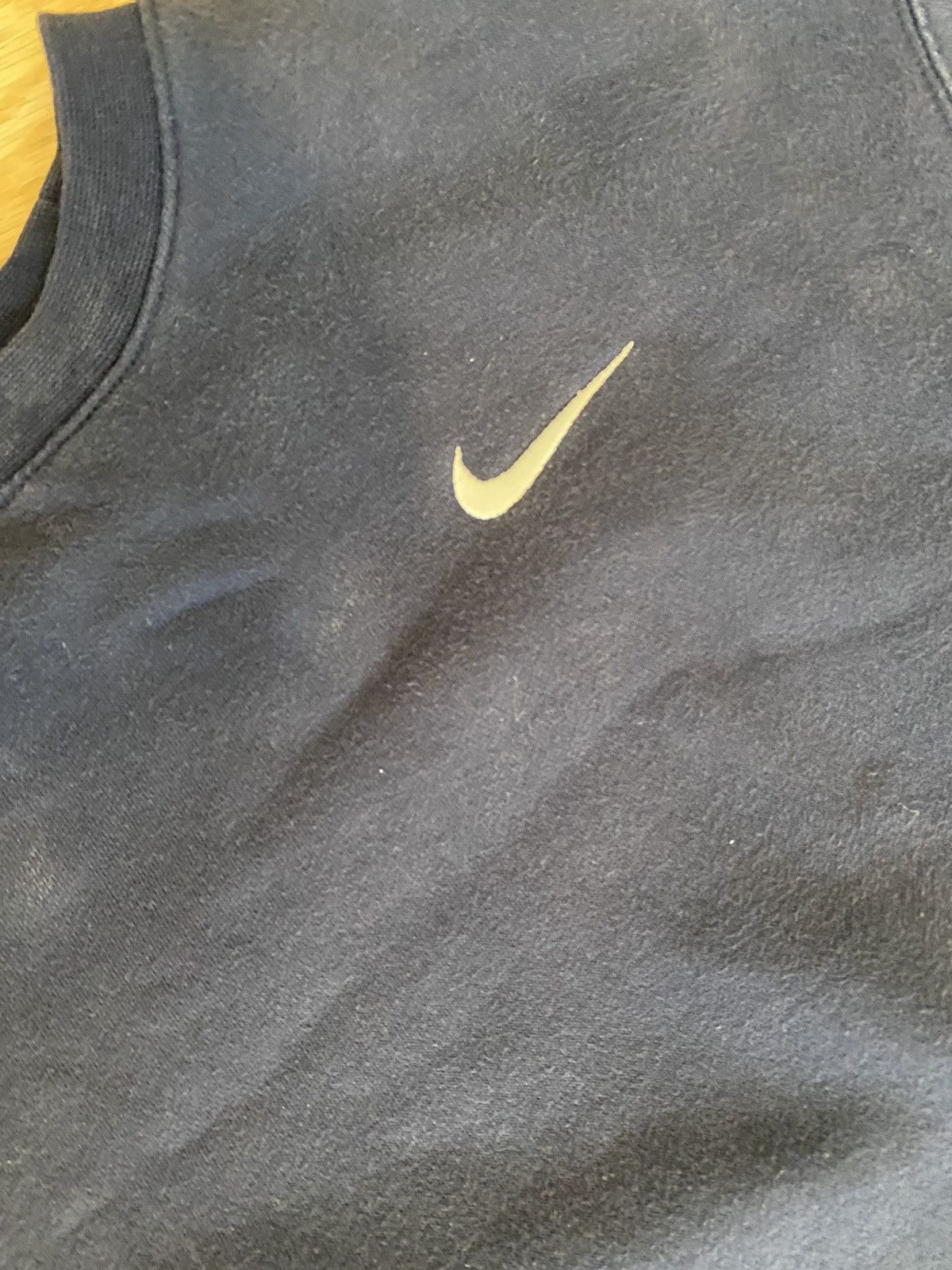Nike Nike Swoosh Vintage Navy Blue Crewneck Sweatee Size US L / EU 52-54 / 3 - 3 Thumbnail