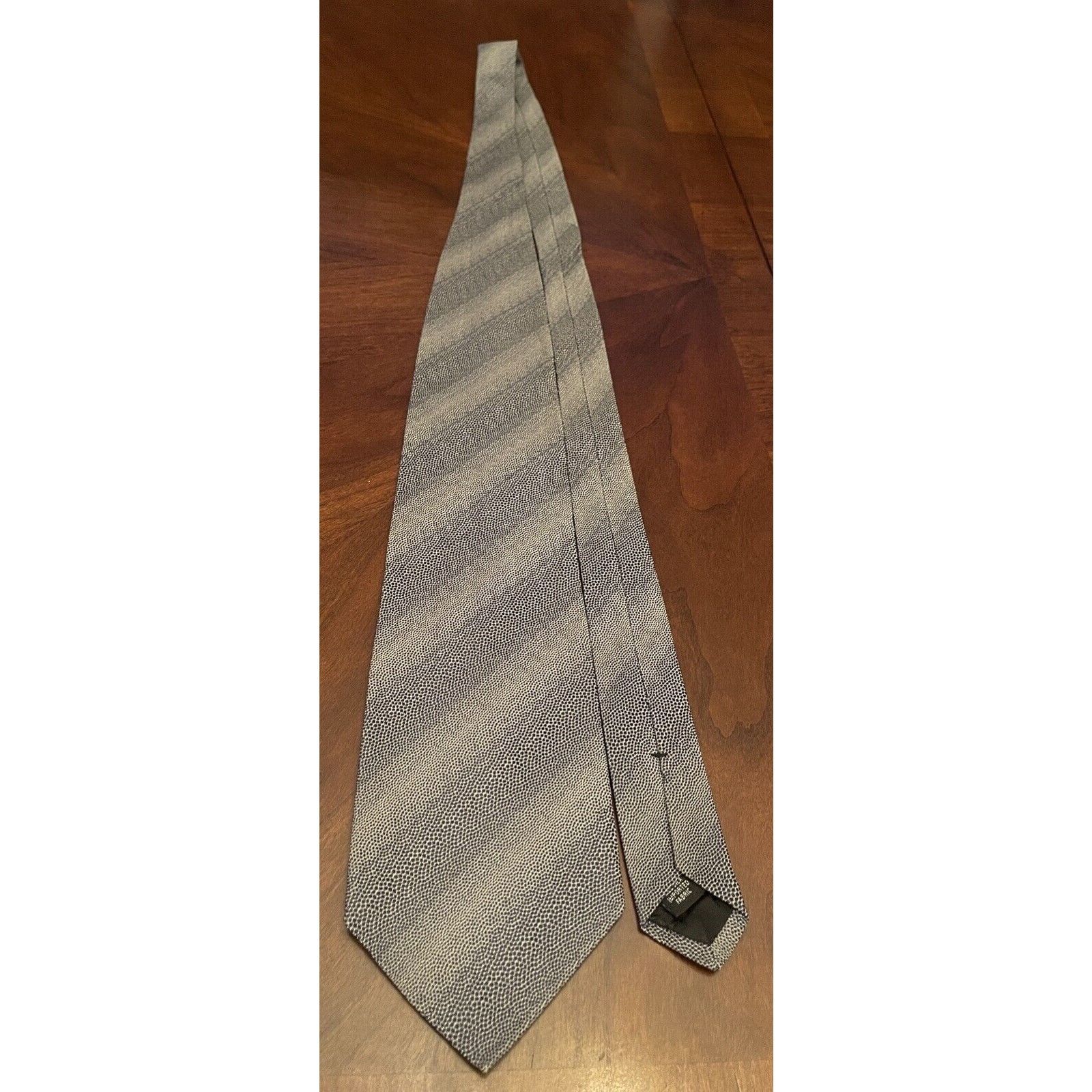 Kenneth Cole Kenneth Cole New York Blue Gray 100% Silk Made In Usa Size ONE SIZE - 3 Thumbnail