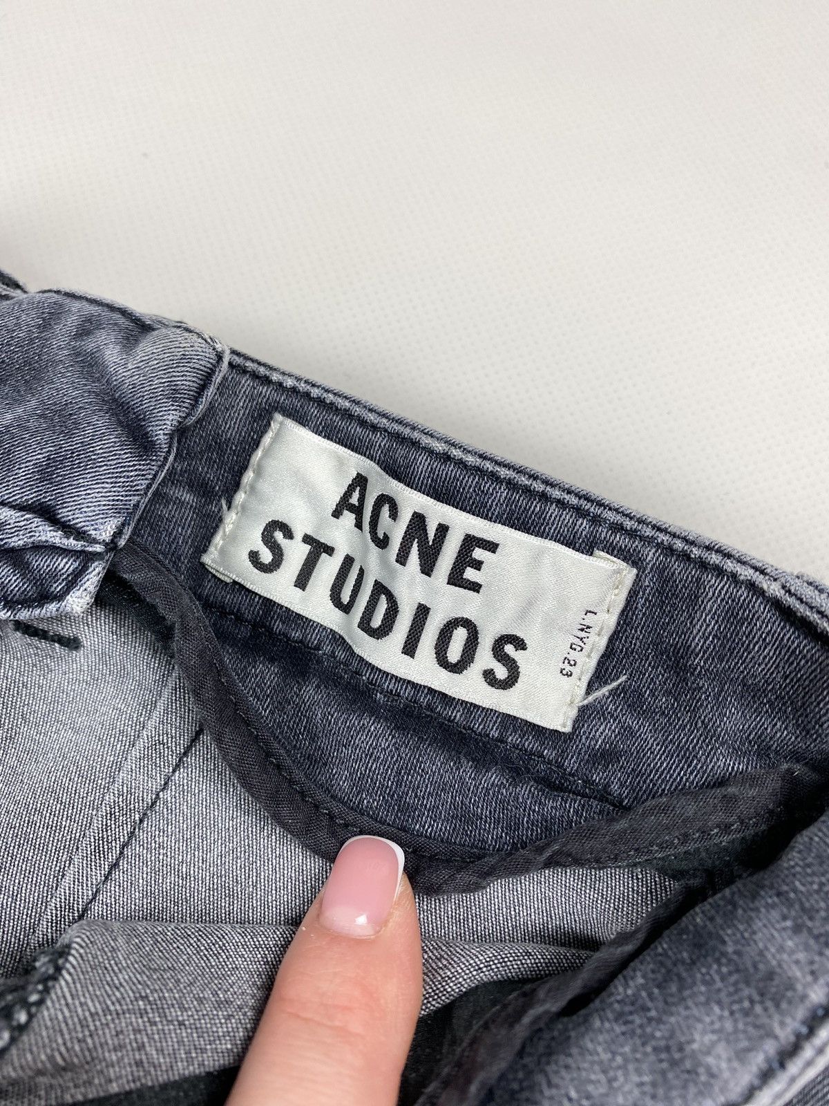Acne Studios Acne Studios Skin Rocca ladies jeans size 27 / 32 Size 27" / US 4 / IT 40 - 13 Thumbnail