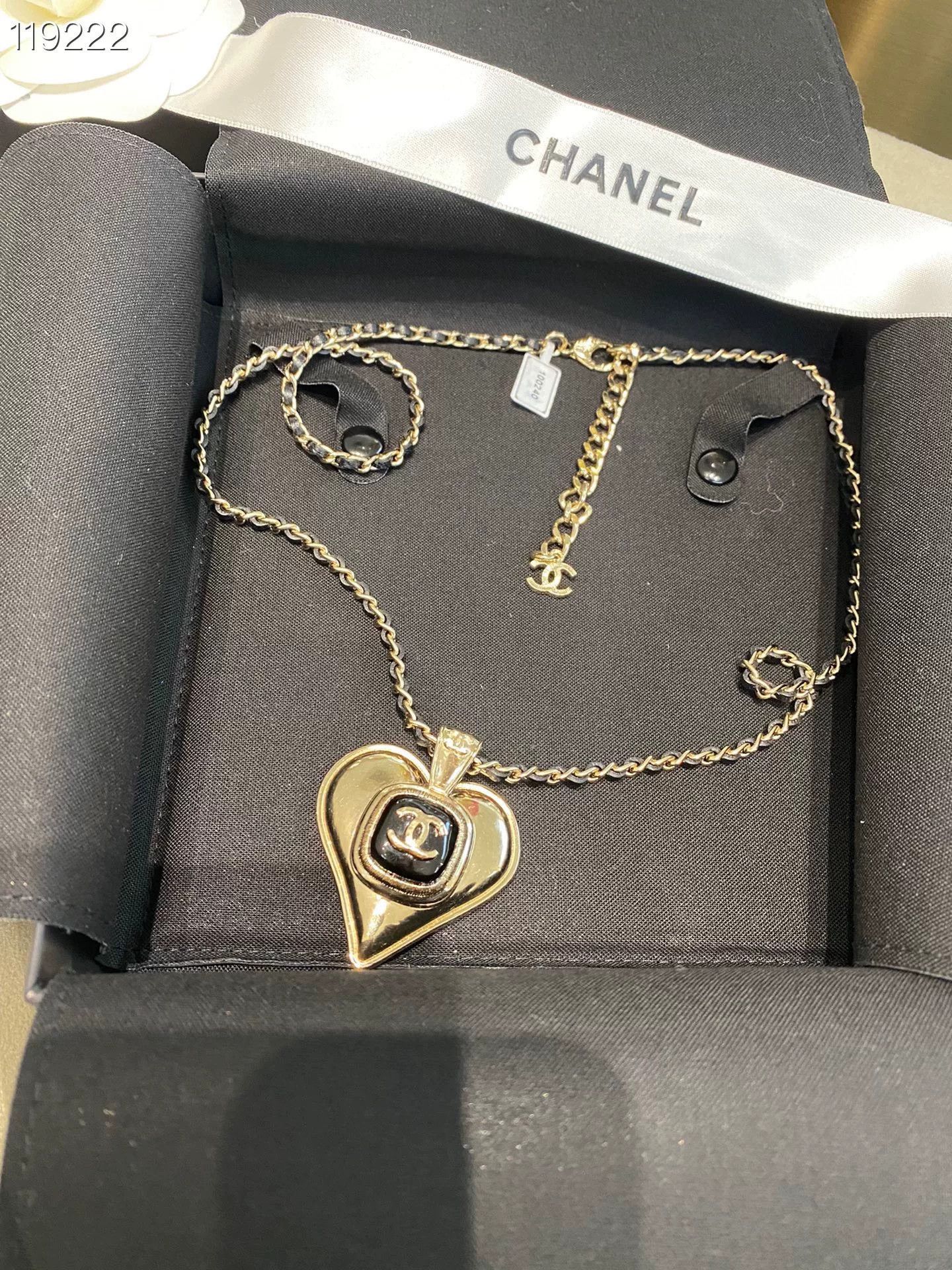 Chanel Chanel 22 Resort Large Heart Necklace Size ONE SIZE - 1 Thumbnail
