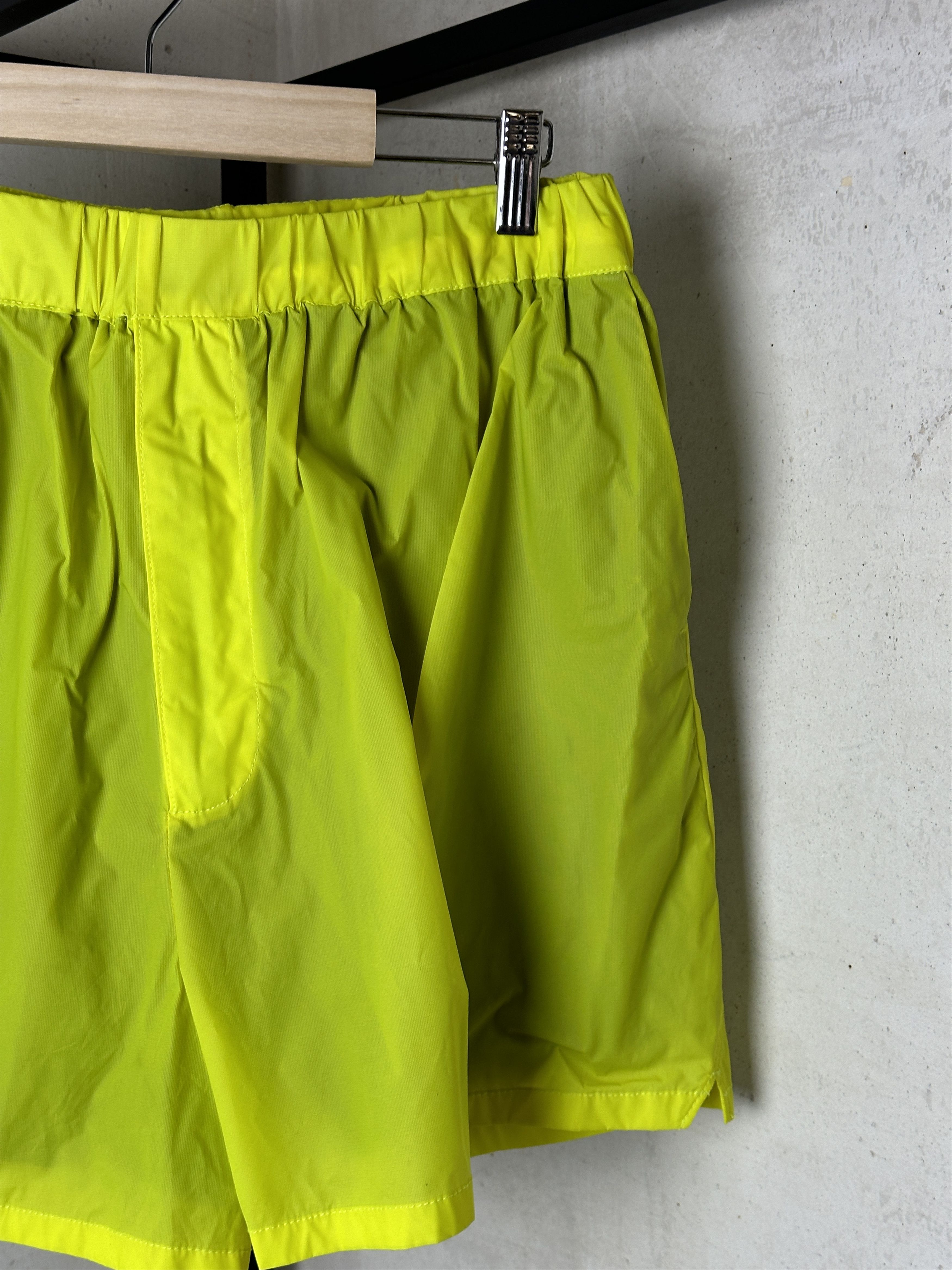 Acne Studios Acne Studios Yellow Ripstop Neon Shorts Size US 34 / EU 50 - 3 Thumbnail