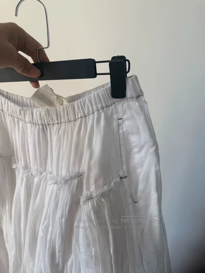 Comme des Garcons Comme Des Garcons size S Fluffy white flower-bud skirt Size 23" - 5 Thumbnail