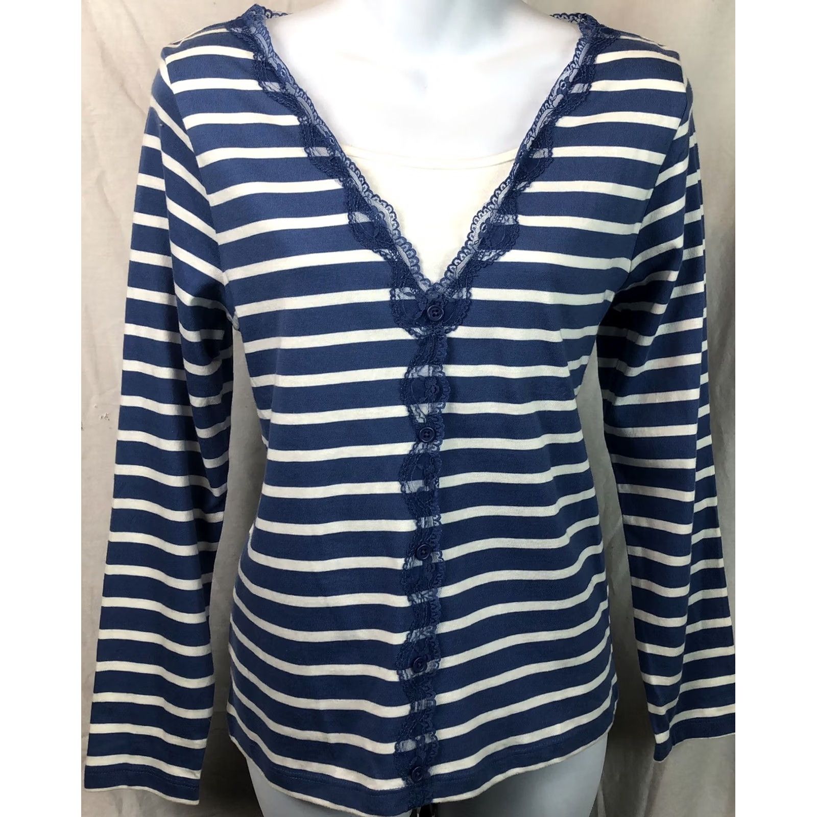 Vintage Laura Scott Lace Jersey Top S Blue/Wht Insert Combo V-Neck preppy coastal dainty Size S / US 4 / IT 40 - 2 Thumbnail