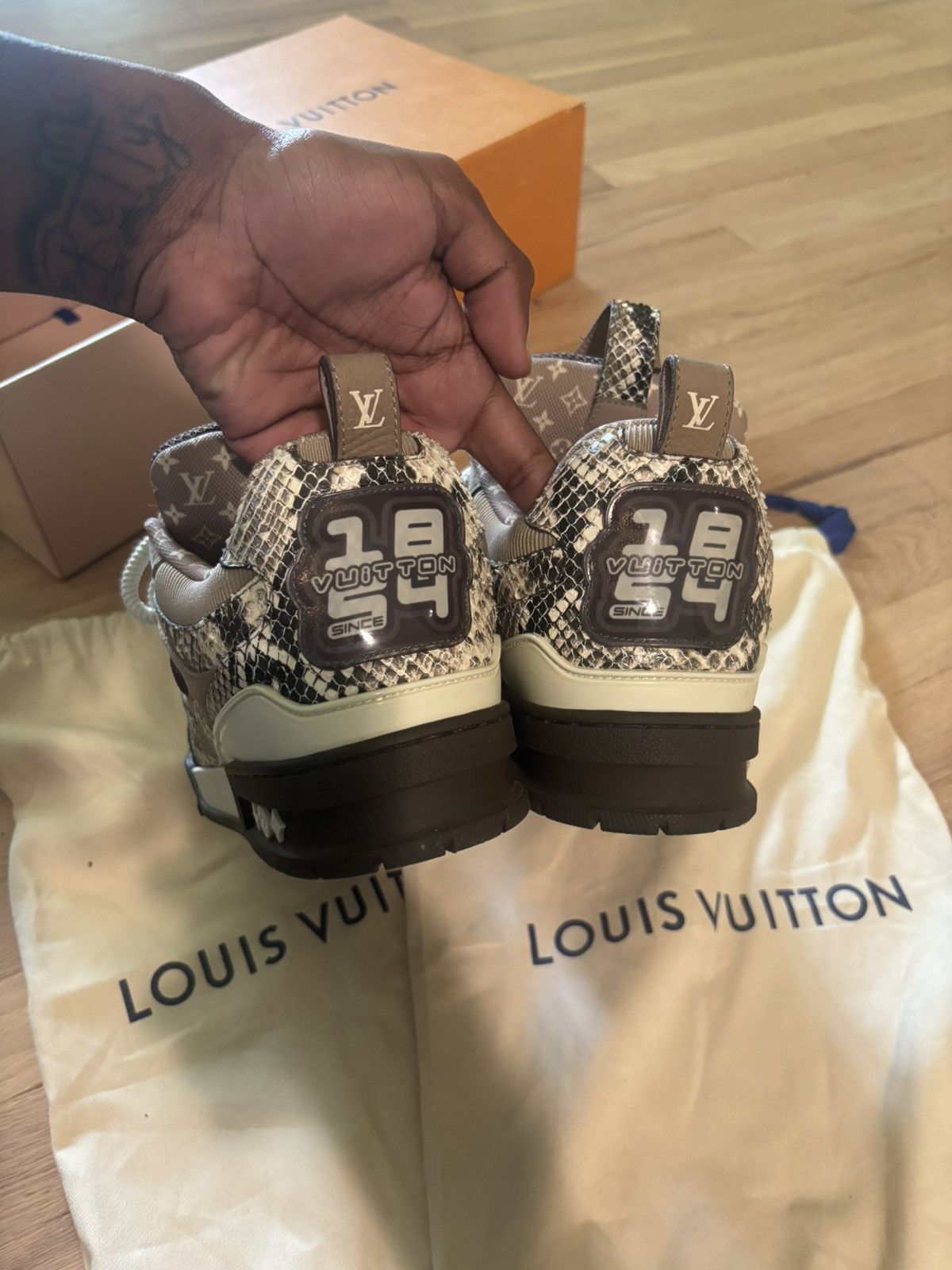 Louis Vuitton brown snakeskin-style embossed leather Size US 9.5 / EU 42-43 - 2 Thumbnail