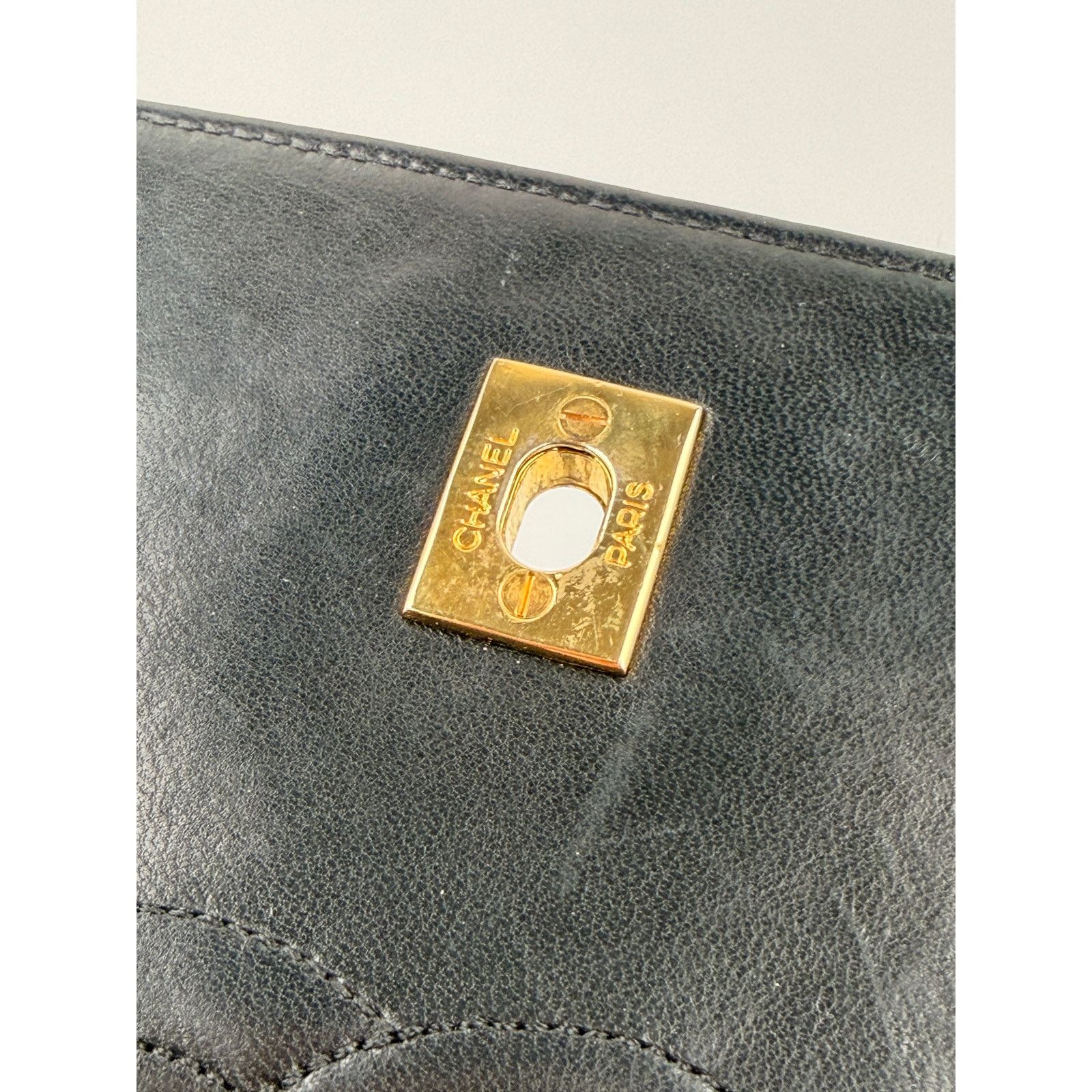 Chanel Chanel Vintage Black Quilted Trapezoid Flap Shoulder Bag Size ONE SIZE - 14 Thumbnail