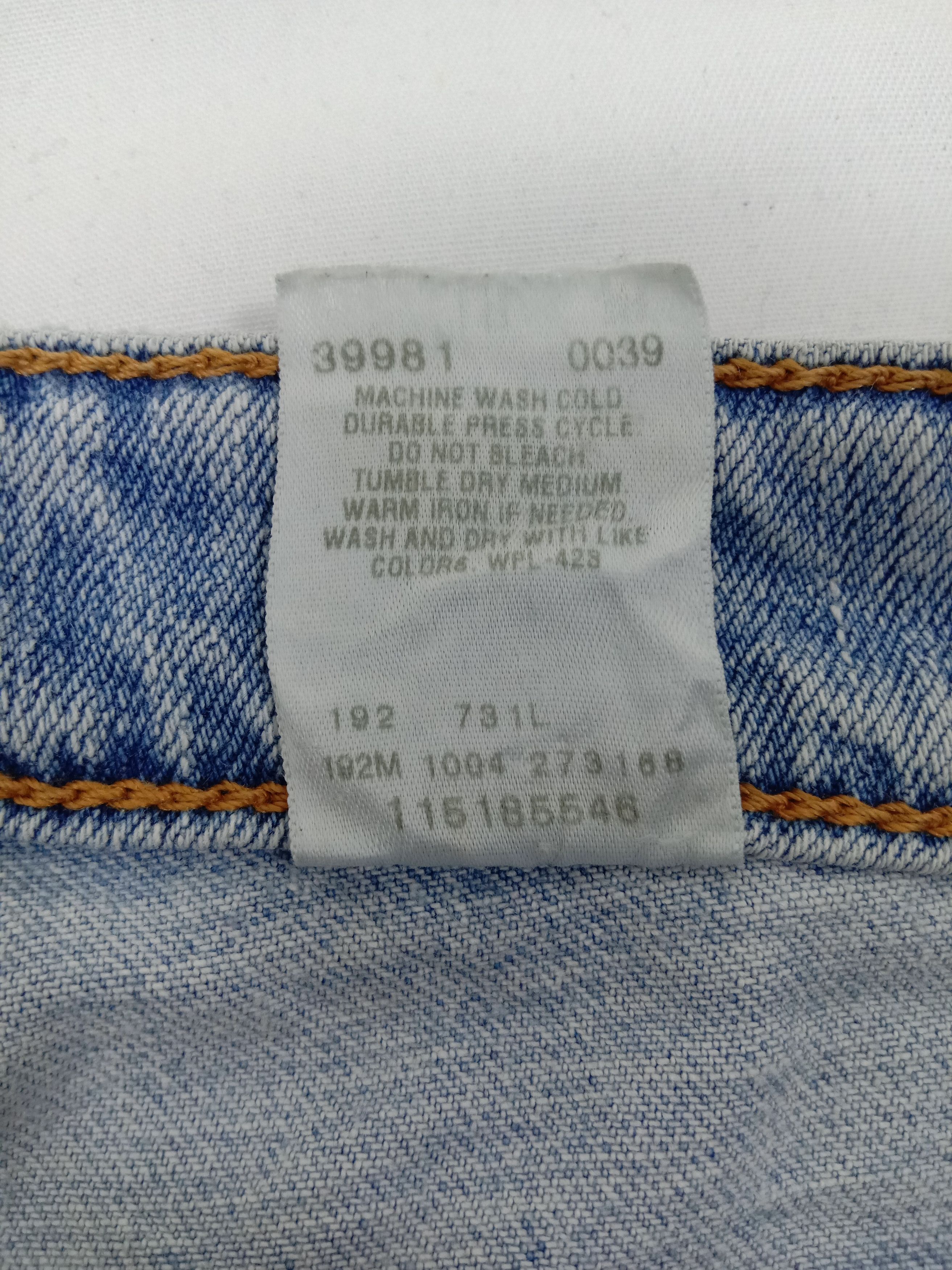 Levi's Vintage Levi's 518 Flare Jeans Light Wash Denim Size 33" - 11 Thumbnail