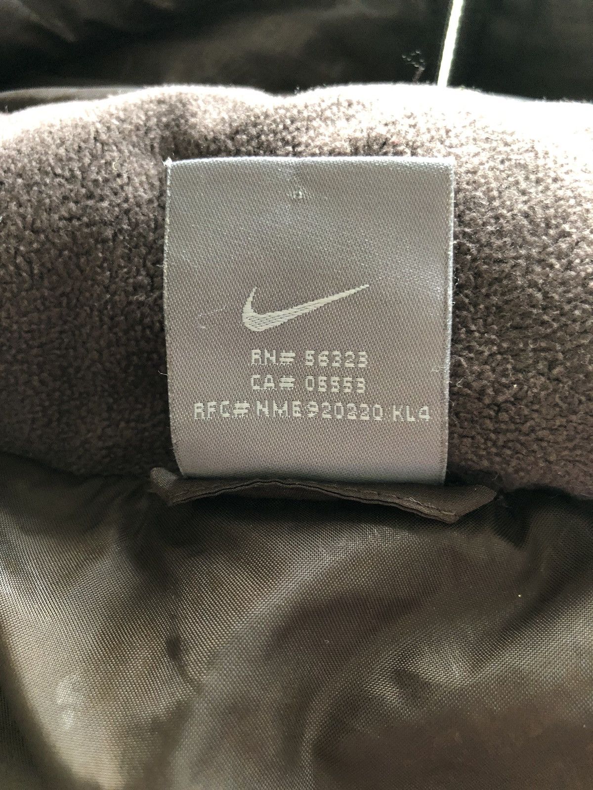 Nike Nike y2k puffer coat Size L / US 10 / IT 46 - 11 Thumbnail