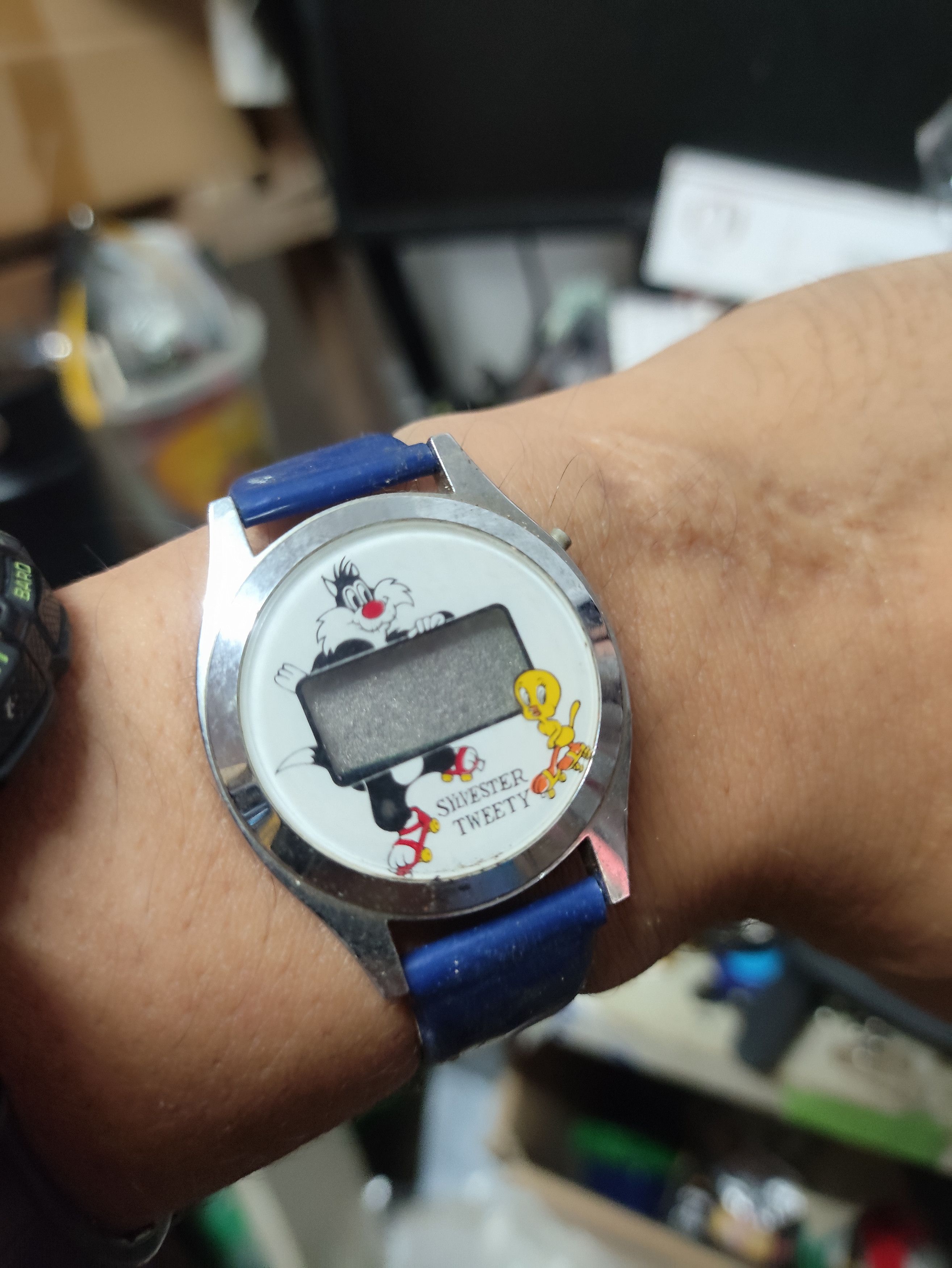 Vintage Vintage Cartoon 90's Watch (Authentic item) need service Size ONE SIZE - 1 Thumbnail