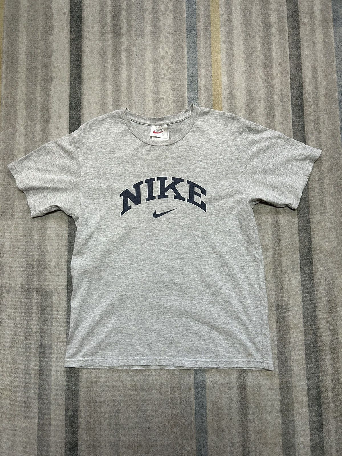Nike × Vintage Nike tshirt Size US M / EU 48-50 / 2 - 1 Thumbnail