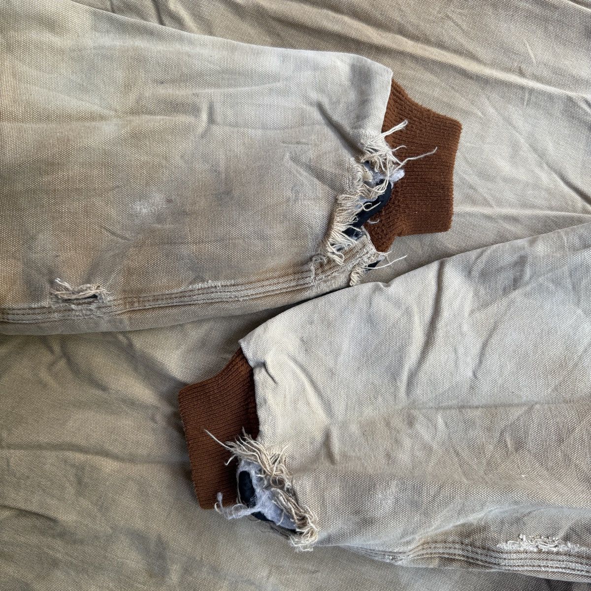 Carhartt Vintage Carhartt Active Thrashed Brown Jacket J140 BRN Size US L / EU 52-54 / 3 - 11 Thumbnail