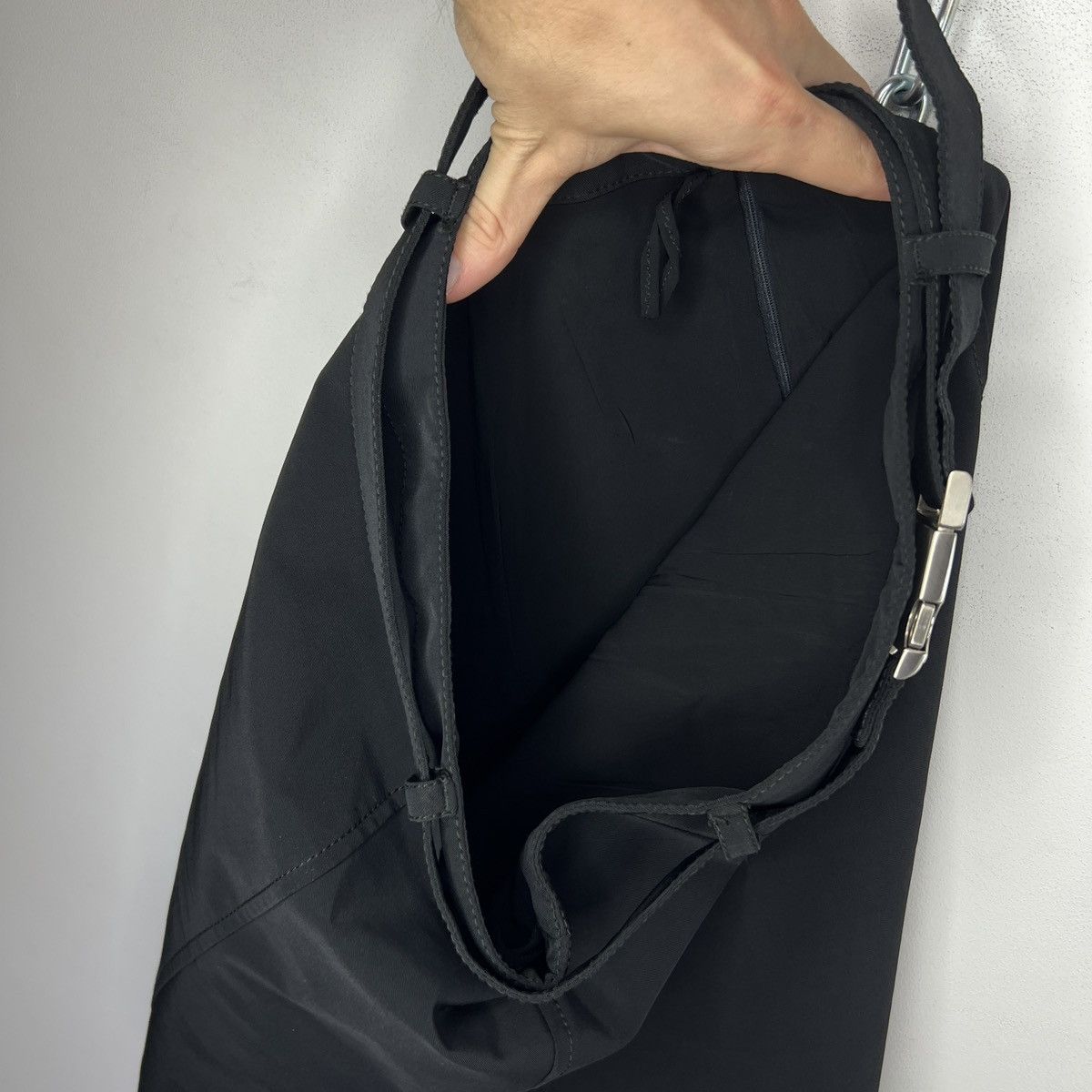 Prada Prada Black Nylon Belted Archive Mini Skirt Size 28" / US 6 / IT 42 - 12 Thumbnail