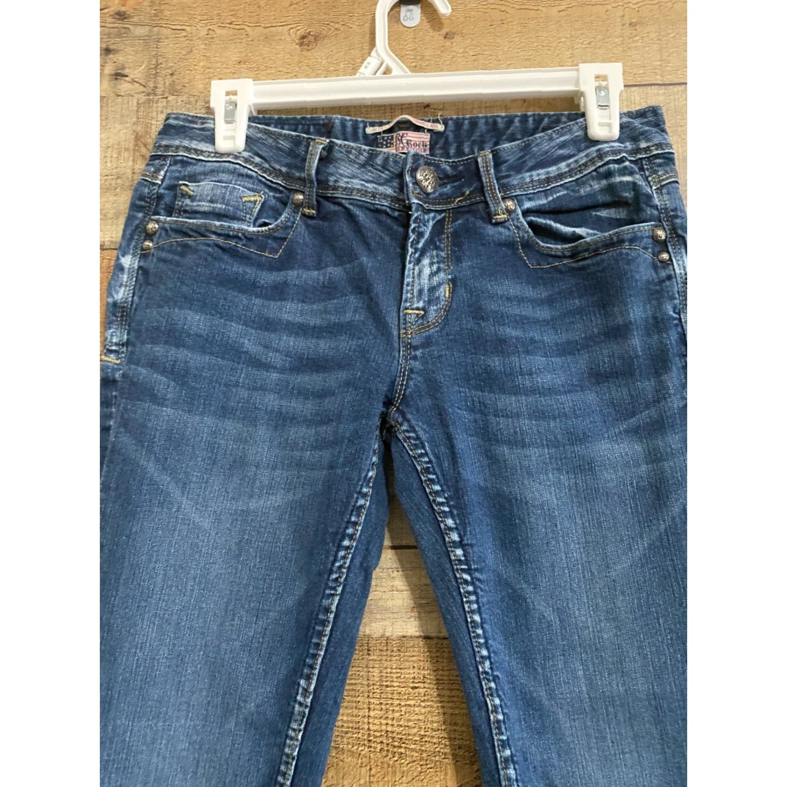 Express Express Rerock Jeans Capri Women's Size 4 Dark Wash Distressed EUC Size 27" / US 4 / IT 40 - 2 Thumbnail