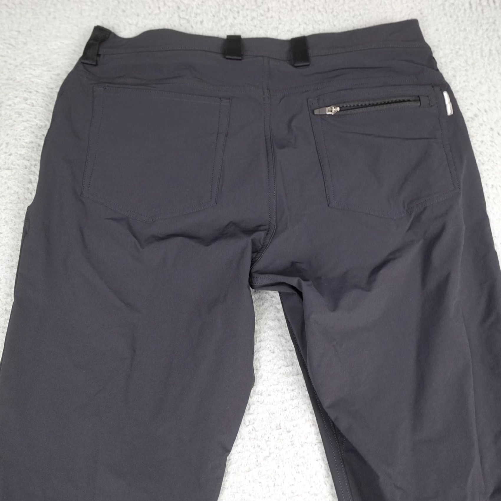 Duluth Trading Company Duluth Trading Co Pants Mens 36x30 Black Nylon Stretch Workwear Khakis Pants Casual Golf Outdoor Size US 36 / EU 52 - 6 Thumbnail