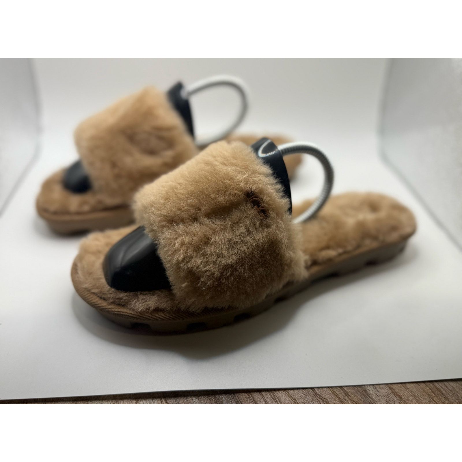 Ugg Women’s Ugg Size 9 Fur Slide Sandals Cozy Tan SN 1100892 Size US 9 / IT 39 - 1 Thumbnail