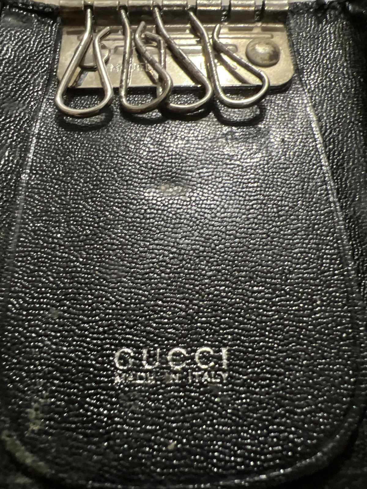 Gucci 1990s Gucci G Logo Minimal Leather Key Holder Chain Wallets Size ONE SIZE - 10 Thumbnail