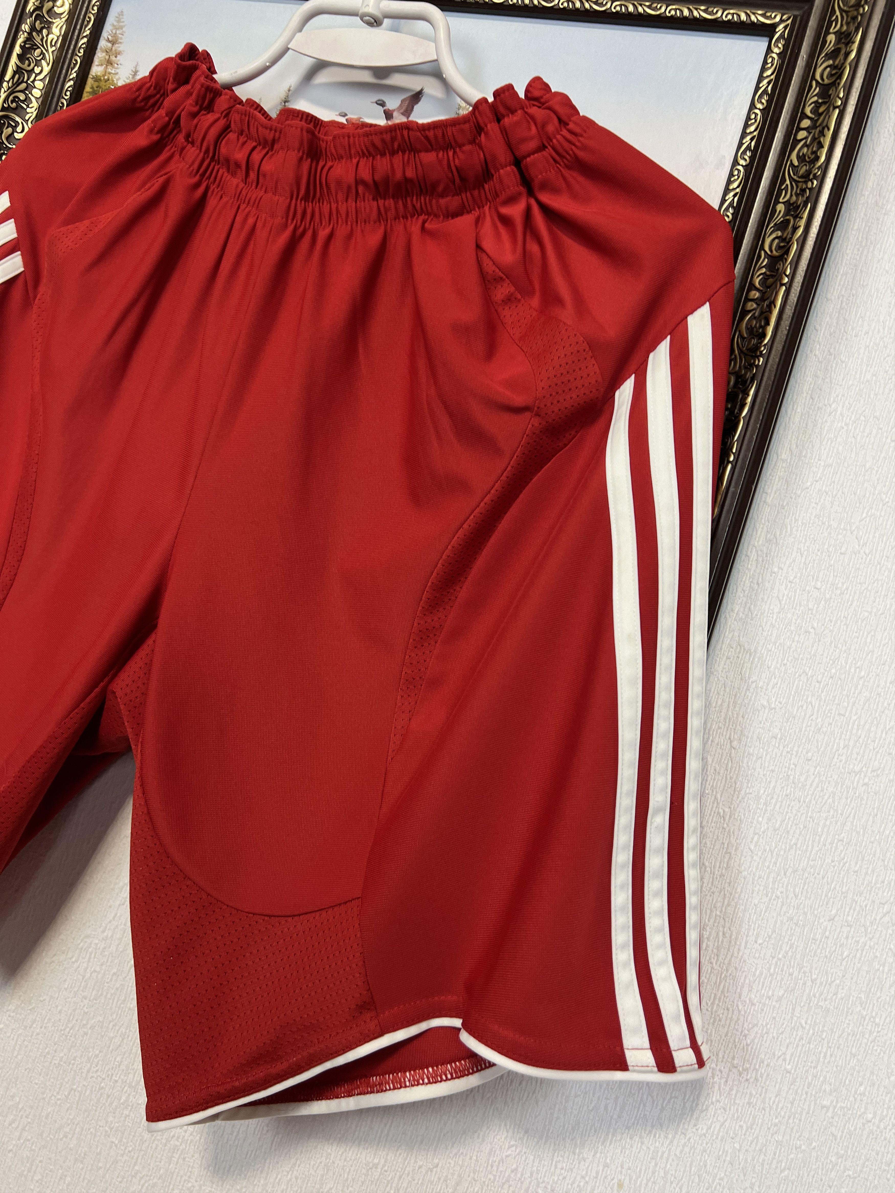 Adidas Vintage Adidas Bayern Munich Football Shorts Soccer Athletic Size US 32 / EU 48 - 2 Thumbnail