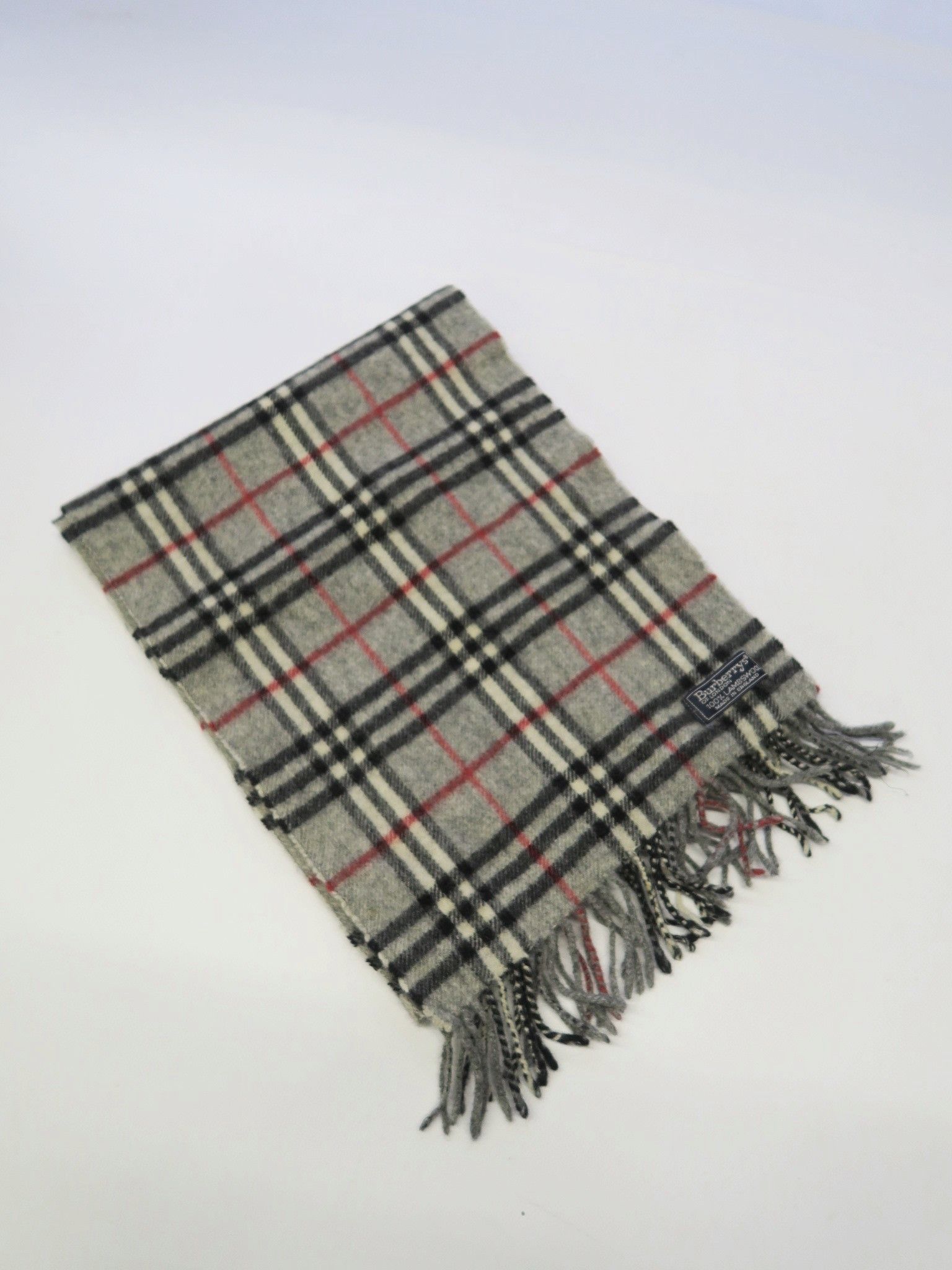 image of Burberry 100% Lambswool Scarf in Grey, Men's