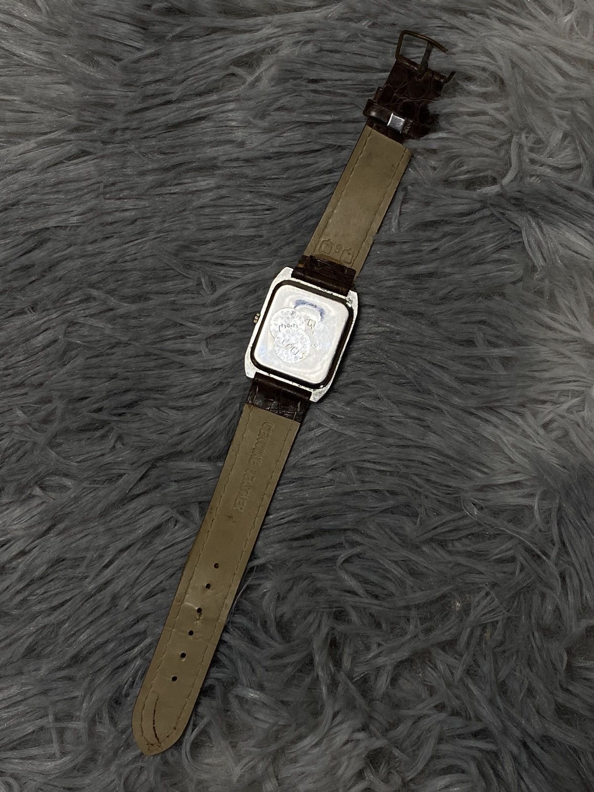 Japanese Brand Classic Brown Leather Quartz Watch | Japanese Brand Size ONE SIZE - 8 Thumbnail