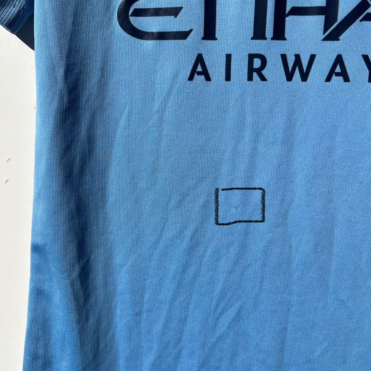 Nike MANCHESTER CITY 2018 2019 FOOTBALL SHIRT SOCCER JERSEY NIKE Size US S / EU 44-46 / 1 - 4 Thumbnail