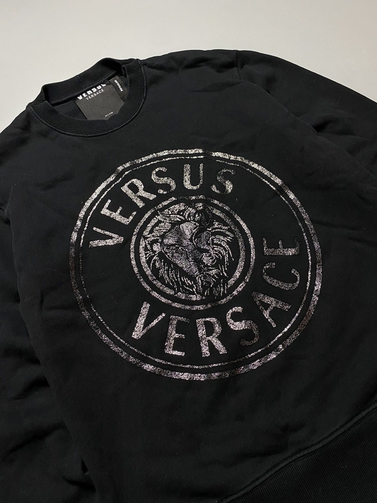 Versus Versace 🔥Versace Versus y2k sweatshirt with a Lion Size US XS / EU 42 / 0 - 2 Thumbnail