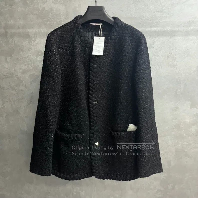 Valentino Valentino Black solid color V-neck long-sleeved jacket jac Size L / US 10 / IT 46 - 1 Thumbnail