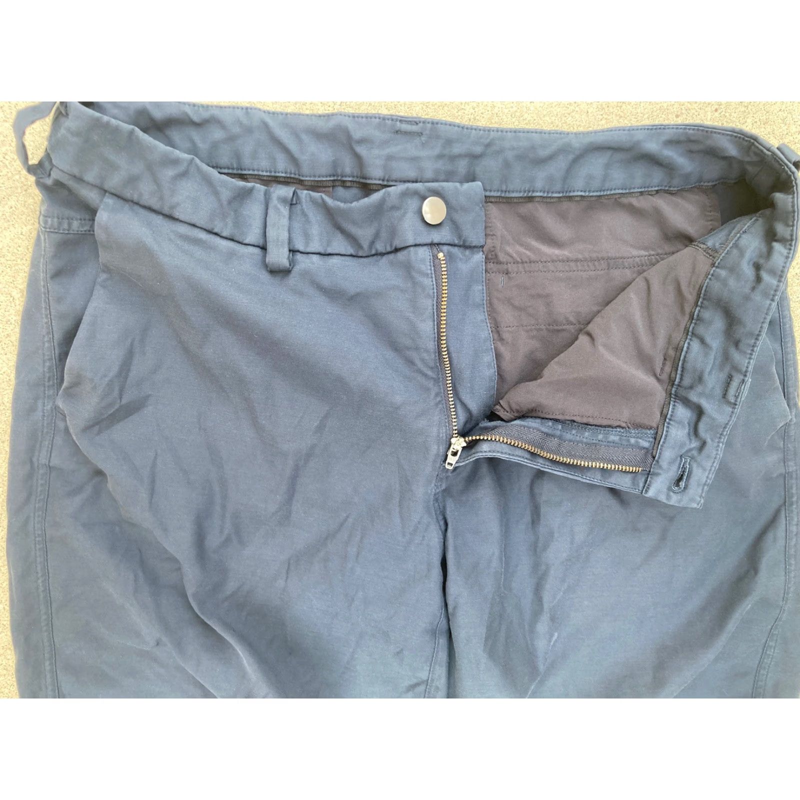 Lululemon VINTAGE? No. Size US 36 / EU 52 - 3 Thumbnail