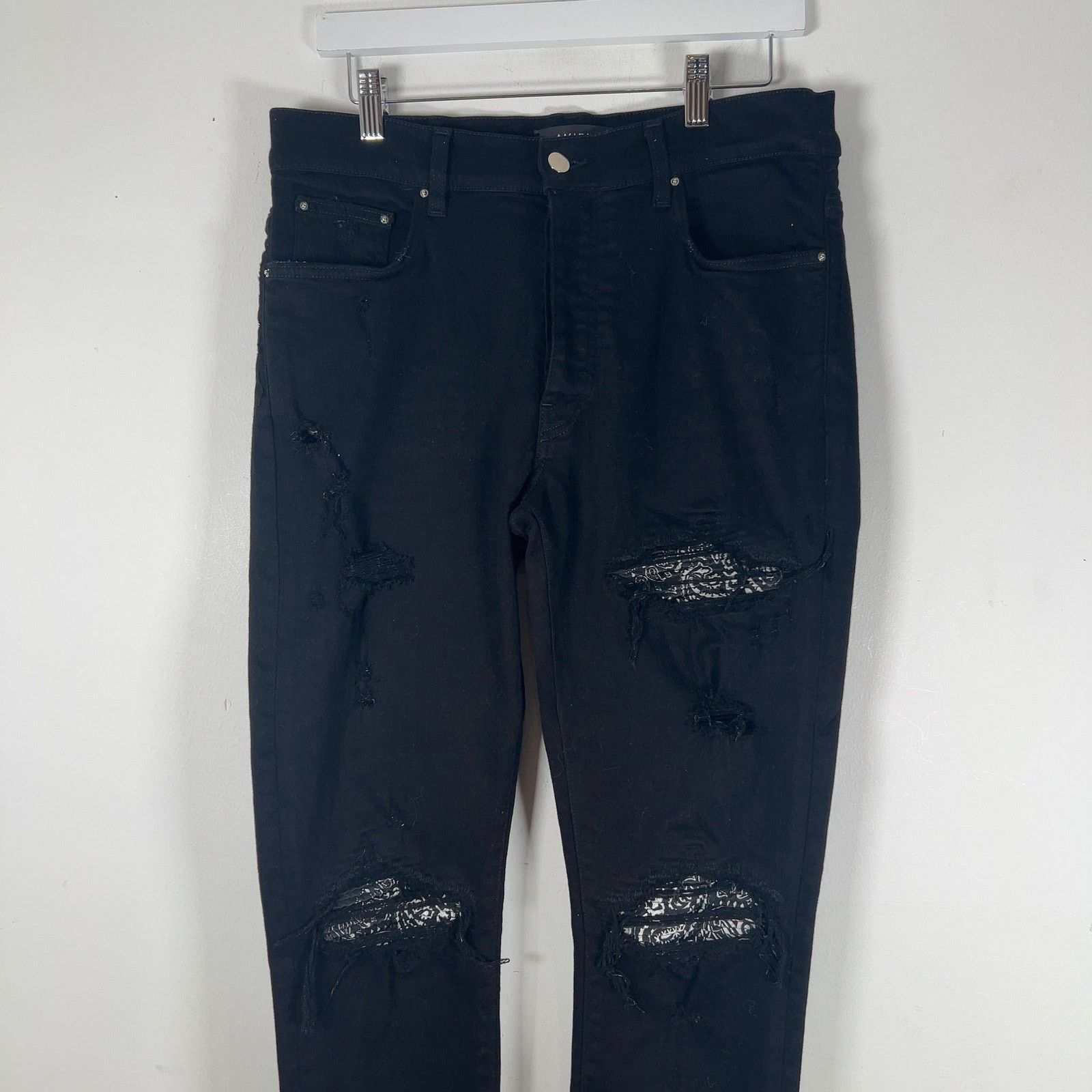 Amiri Amiri MX1 White/Black Bandana Jeans Size US 34 / EU 50 - 2 Thumbnail