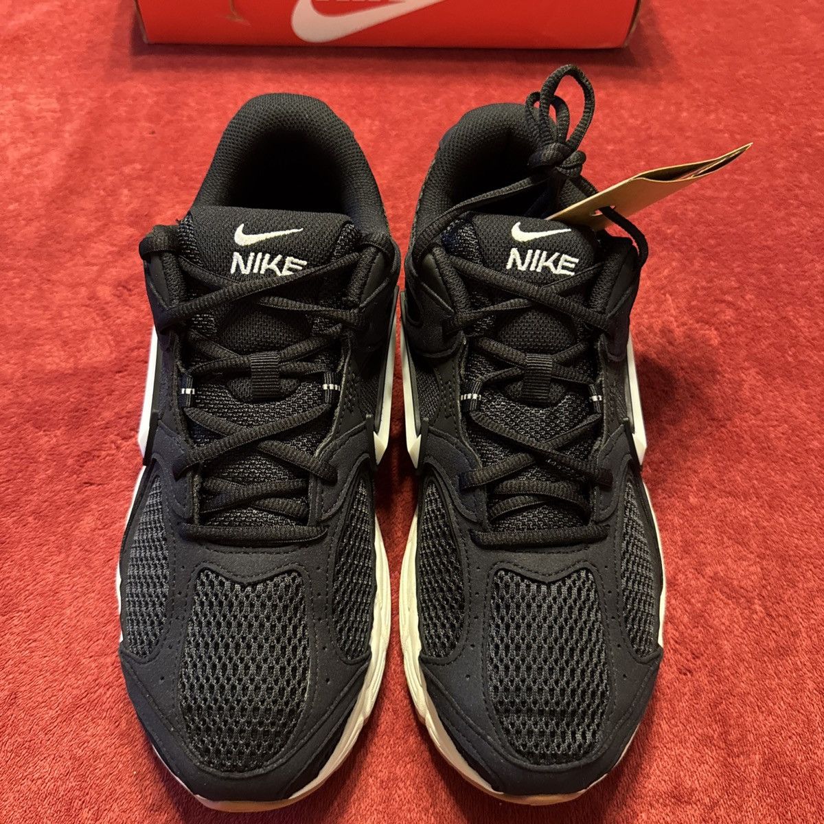 Nike Mens Nike V5 RNR Size 10.5 Size US 10.5 / EU 43-44 - 1 Thumbnail
