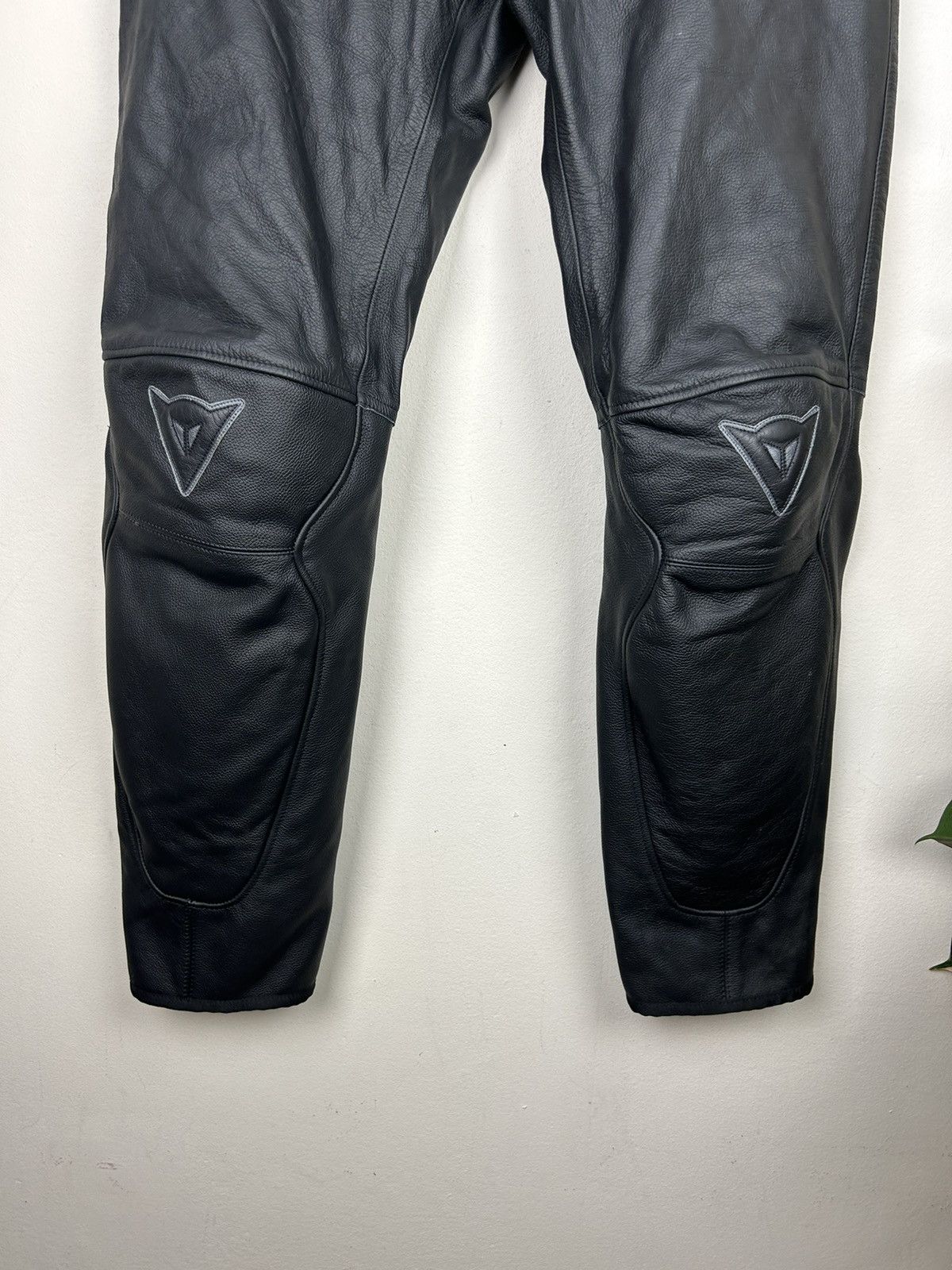 Dainese Dainese Leather Suit Superbike Jacket & Pants Size US L / EU 52-54 / 3 - 20 Thumbnail