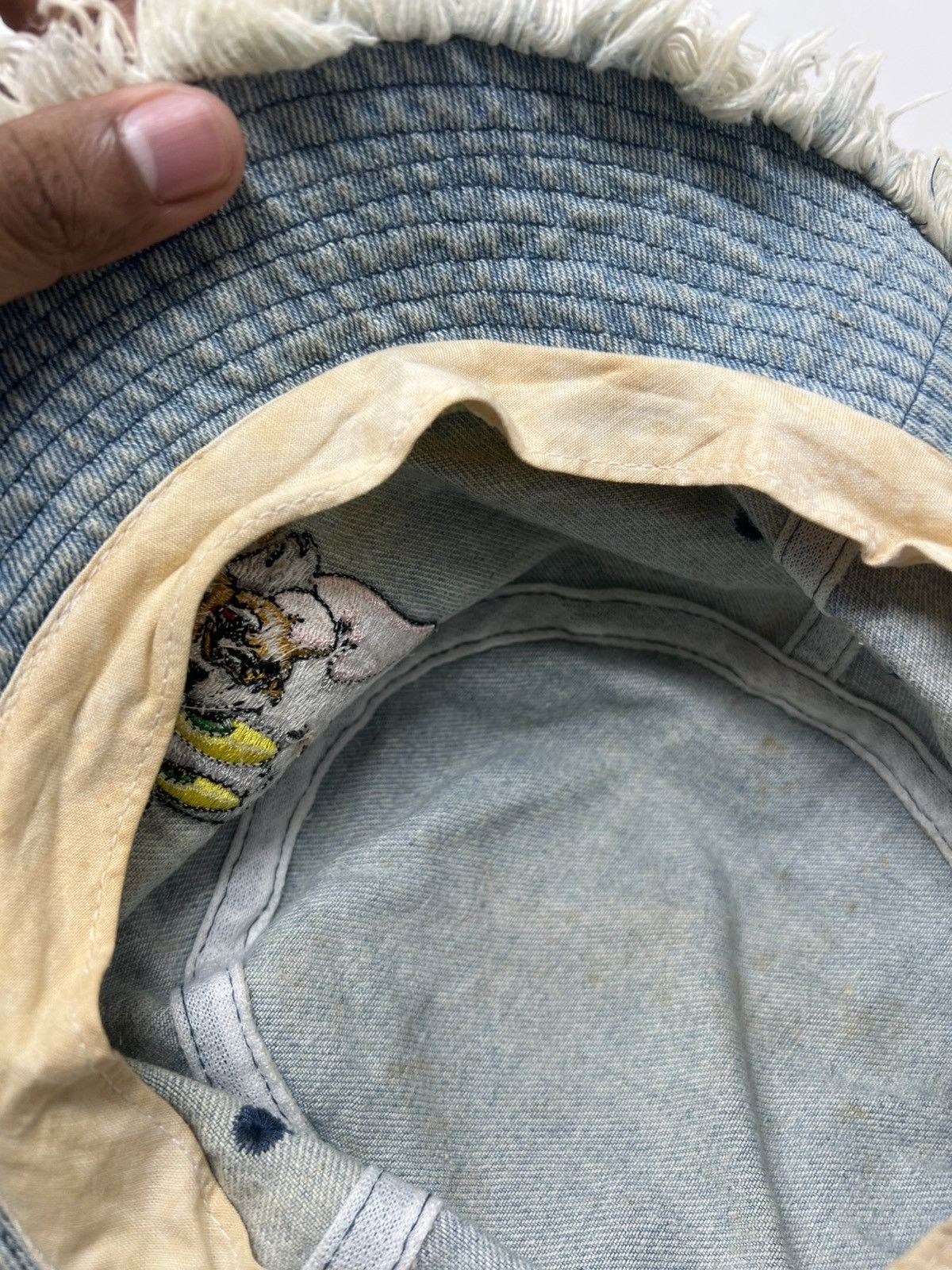 Vintage Tom & Jerry Frayed Distressed Denim Bucket Hat Cap Size ONE SIZE - 12 Thumbnail