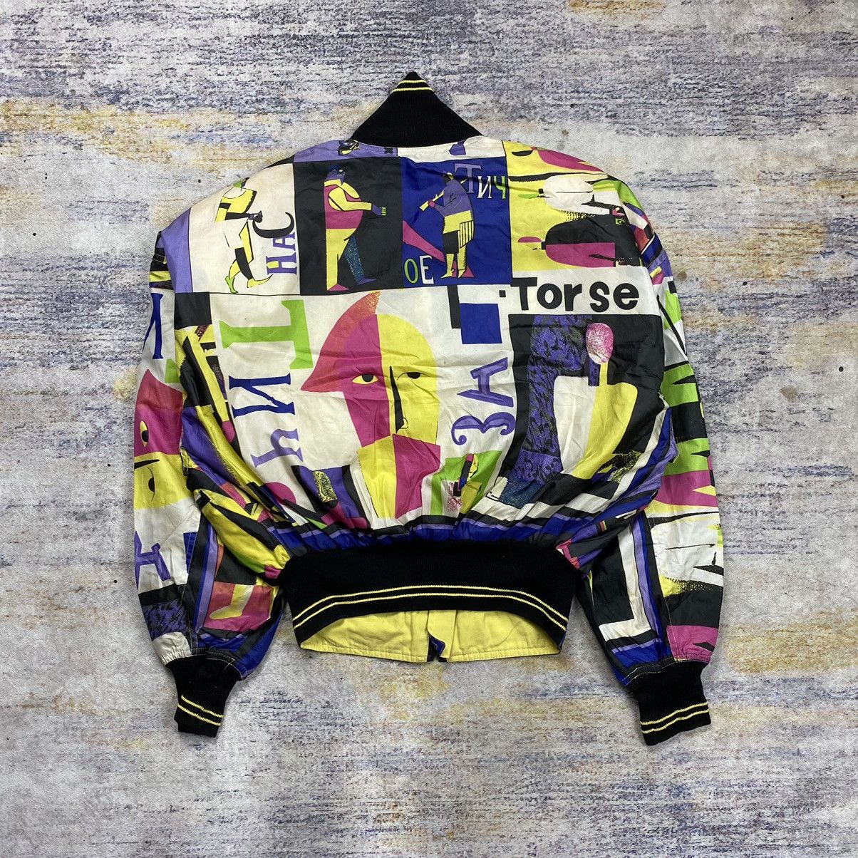 Versace vintage 90s gianni versace all over print bomber jacket Size S / US 4 / IT 40 - 2 Thumbnail