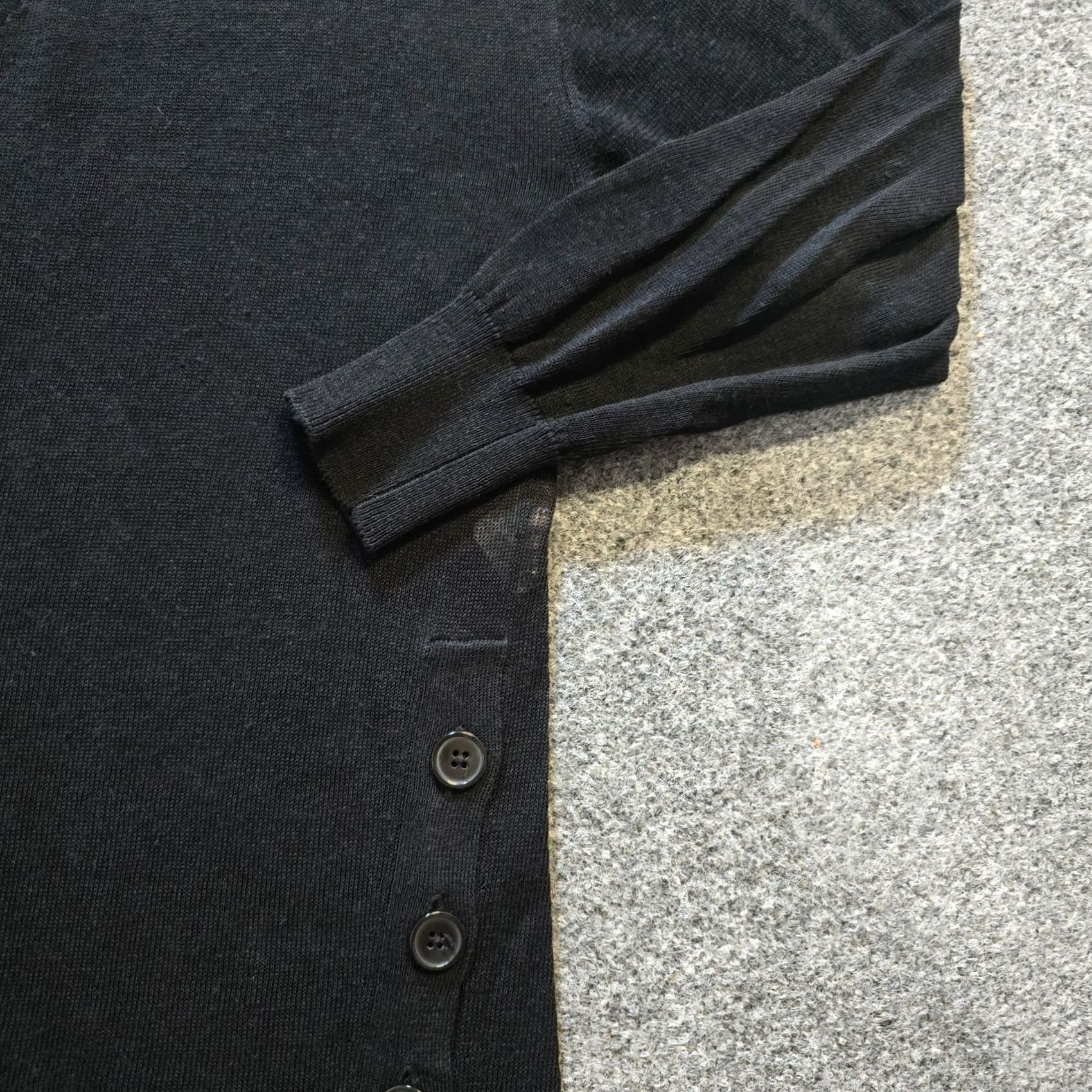 J.Crew J.CREW Sweater Womens Medium Black Linen Blend Sheer V-Neck Pullover Casual Capsule Knit Pullover Shirt Women’s Fashion Preppy Fall Winter Spring Size M / US 6-8 / IT 42-44 - 3 Thumbnail
