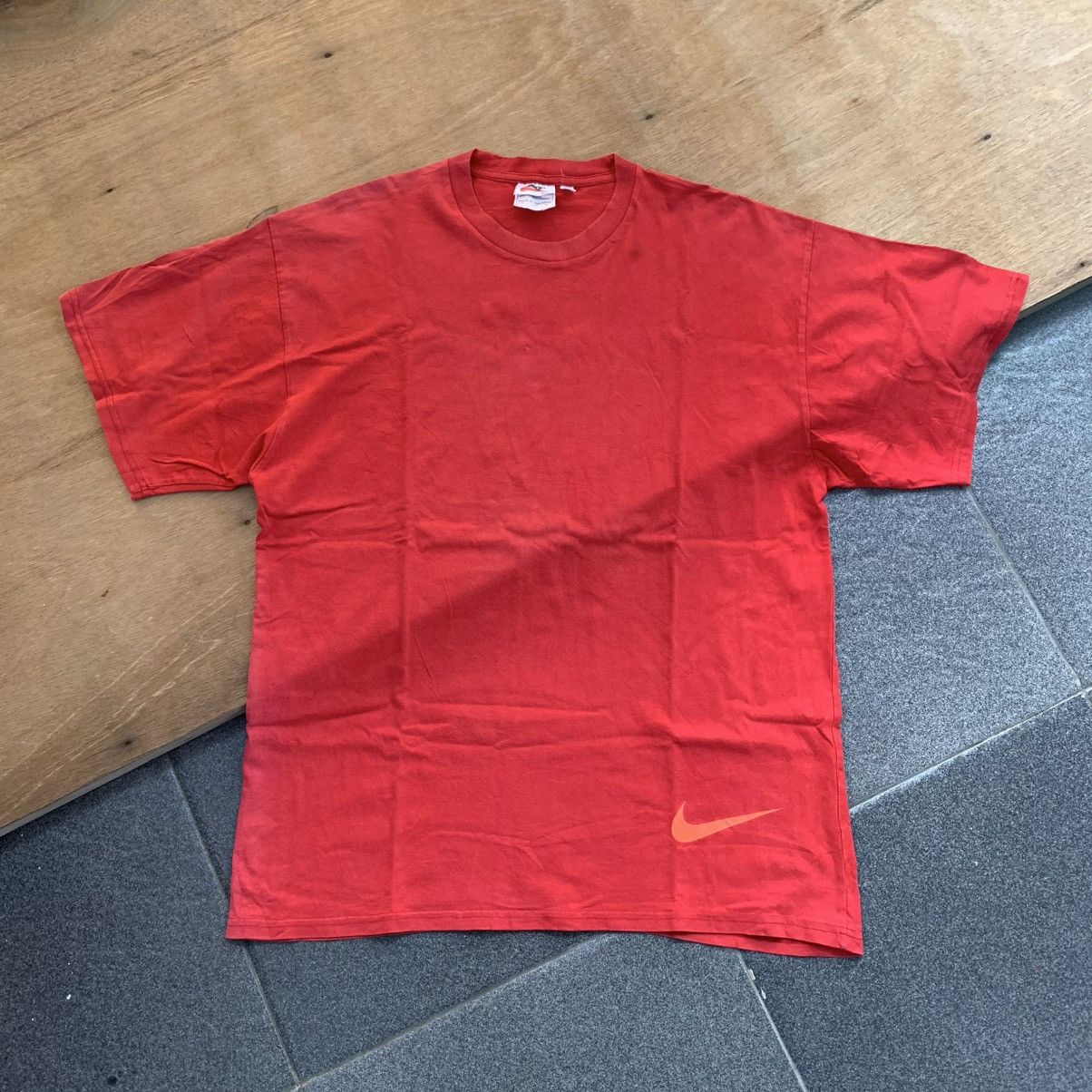 Nike vintage ✨ nike tee Size US L / EU 52-54 / 3 - 1 Thumbnail