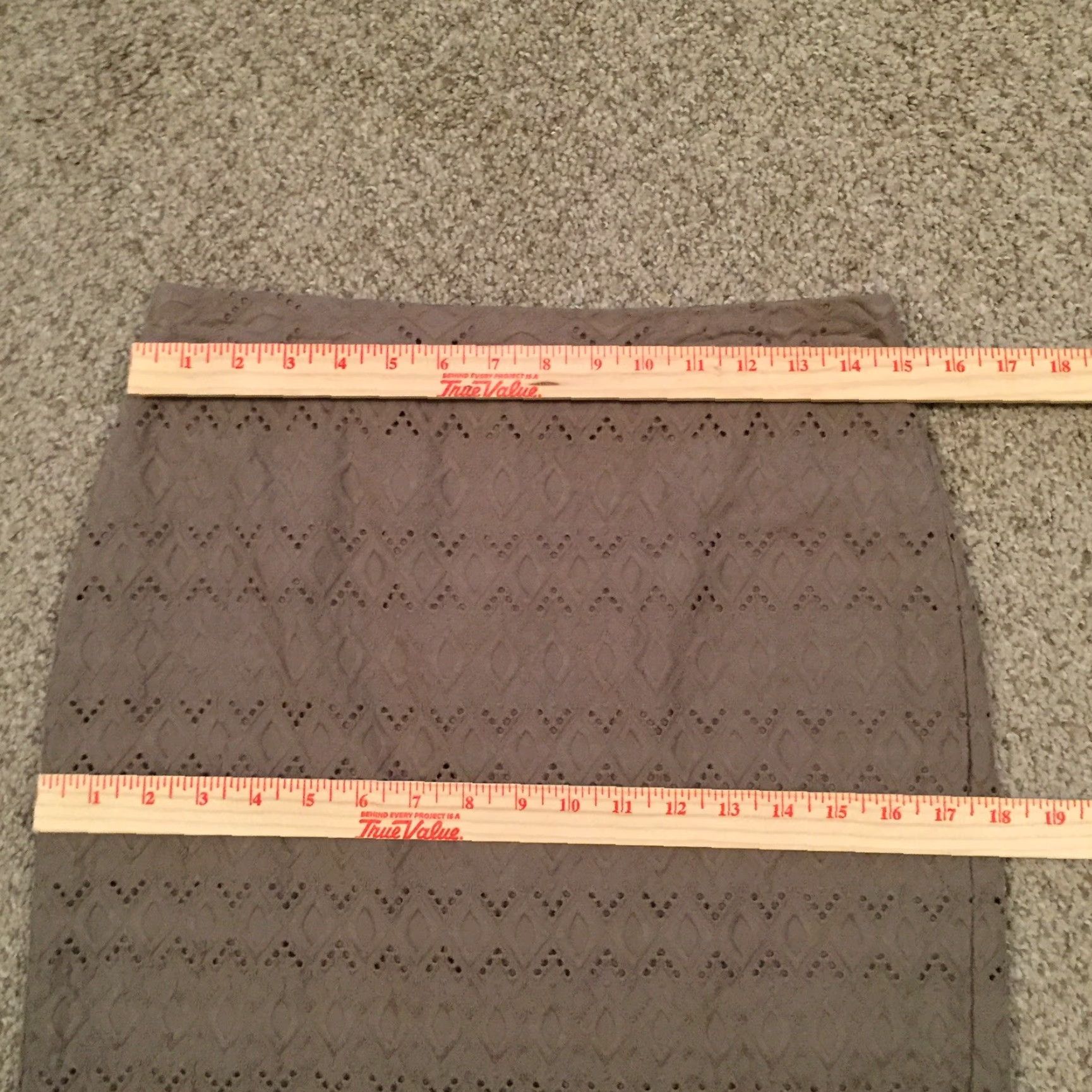 Ann Taylor Ann Taylor Skirt Grade 4 Gray Knee Length Lined Geometric Pencil Women Regular Size 4 Size 27" / US 4 / IT 40 - 3 Thumbnail