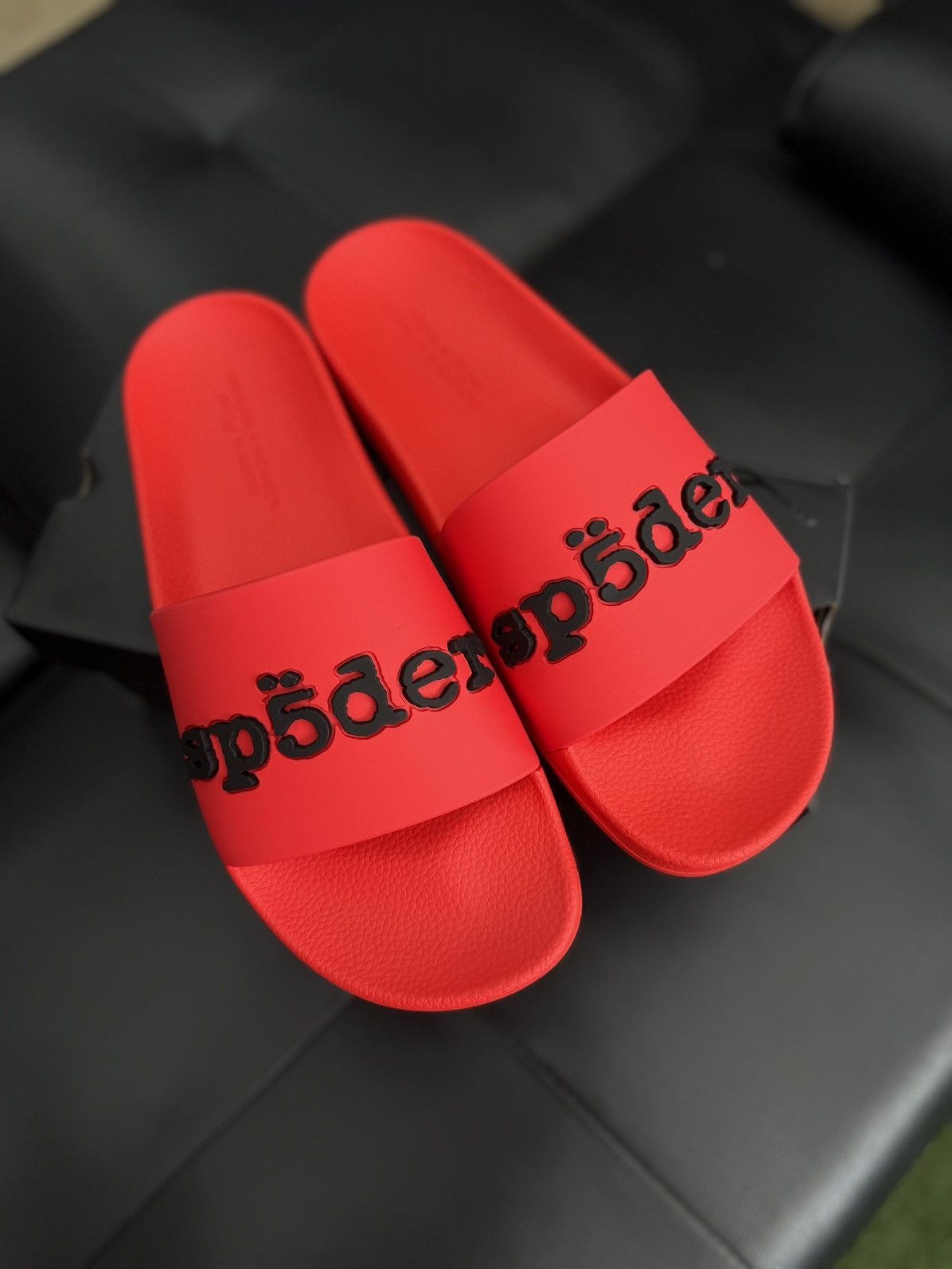 Sp5der Sp5der Red Slip On Rubber Slides Size (11) NEW Size US 11 / EU 44 - 1 Thumbnail
