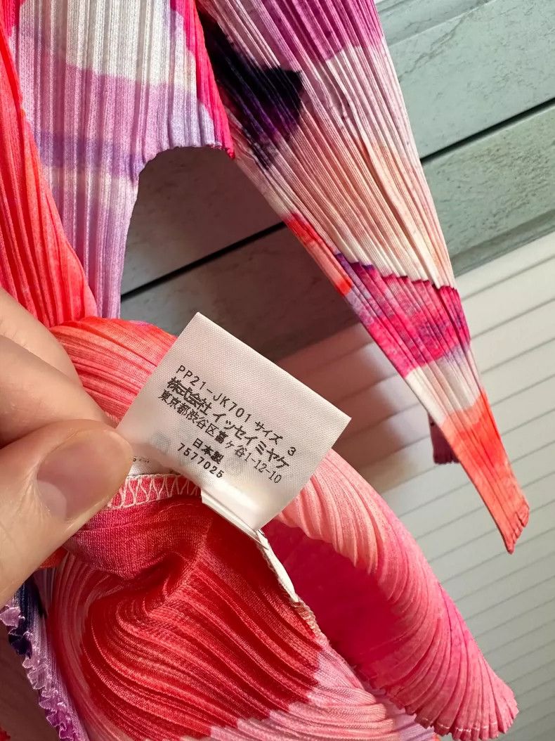 Issey Miyake Issey Miyake size:3 Pink floral top Size XS / US 0-2 / IT 36-38 - 9 Thumbnail