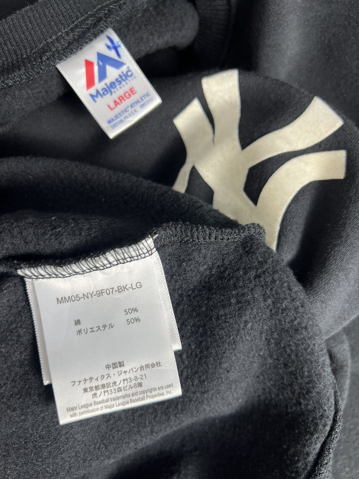 MLB Vintage New York Yenkees Majestic Sweatshirt Size US L / EU 52-54 / 3 - 7 Thumbnail