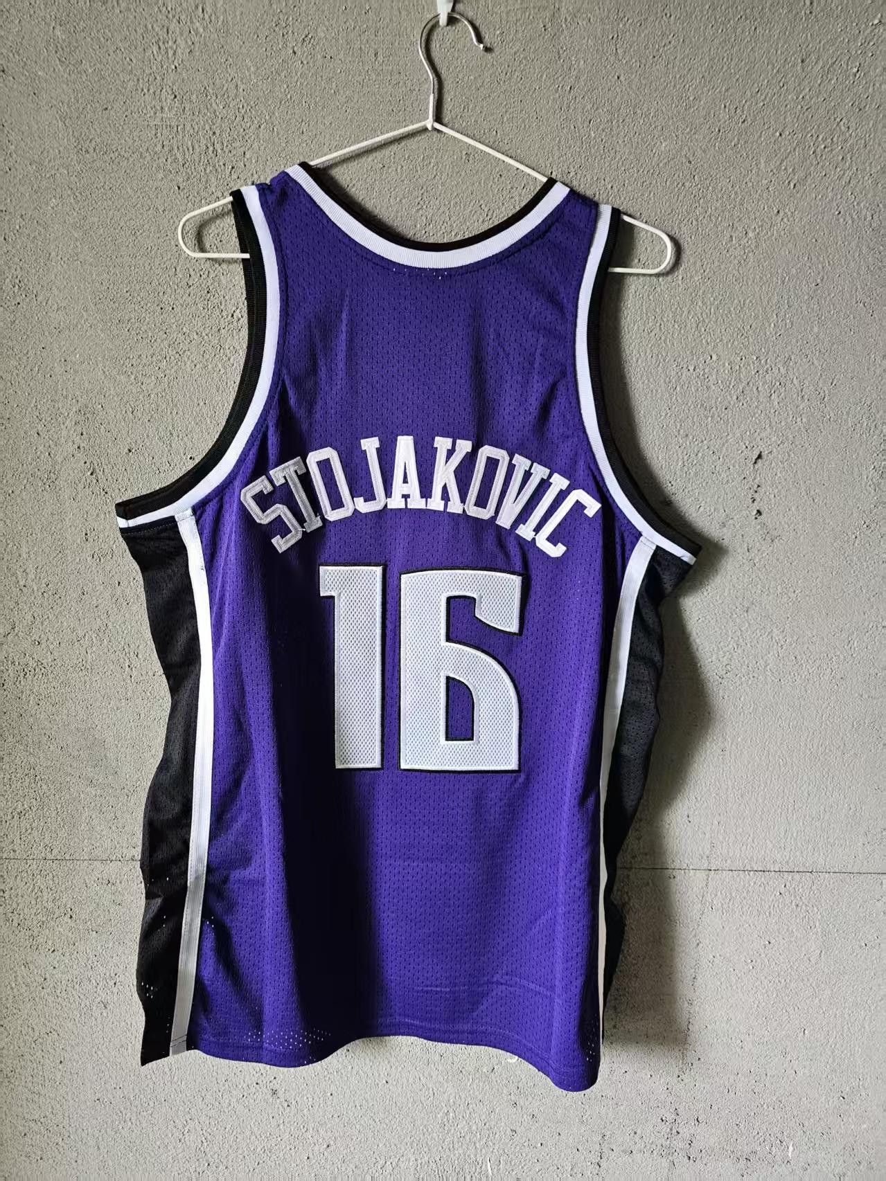 NBA Peja Stojaković Jersey Sacramento Kings 16 Double Stitched Size US XXL / EU 58 / 5 - 2 Thumbnail