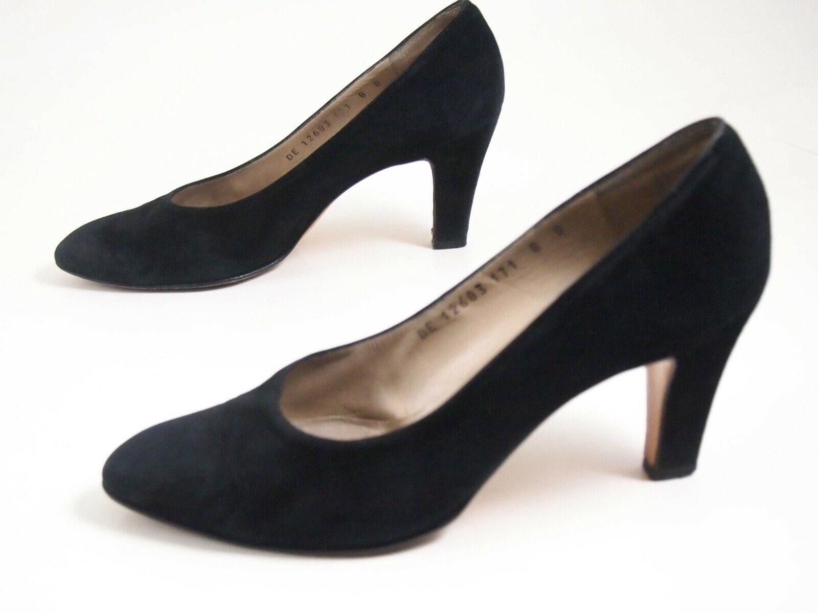 Salvatore Ferragamo Ferragamo Heels Pumps Black Suede Womens US 8 B EU 38 Size US 8 / IT 38 - 3 Thumbnail