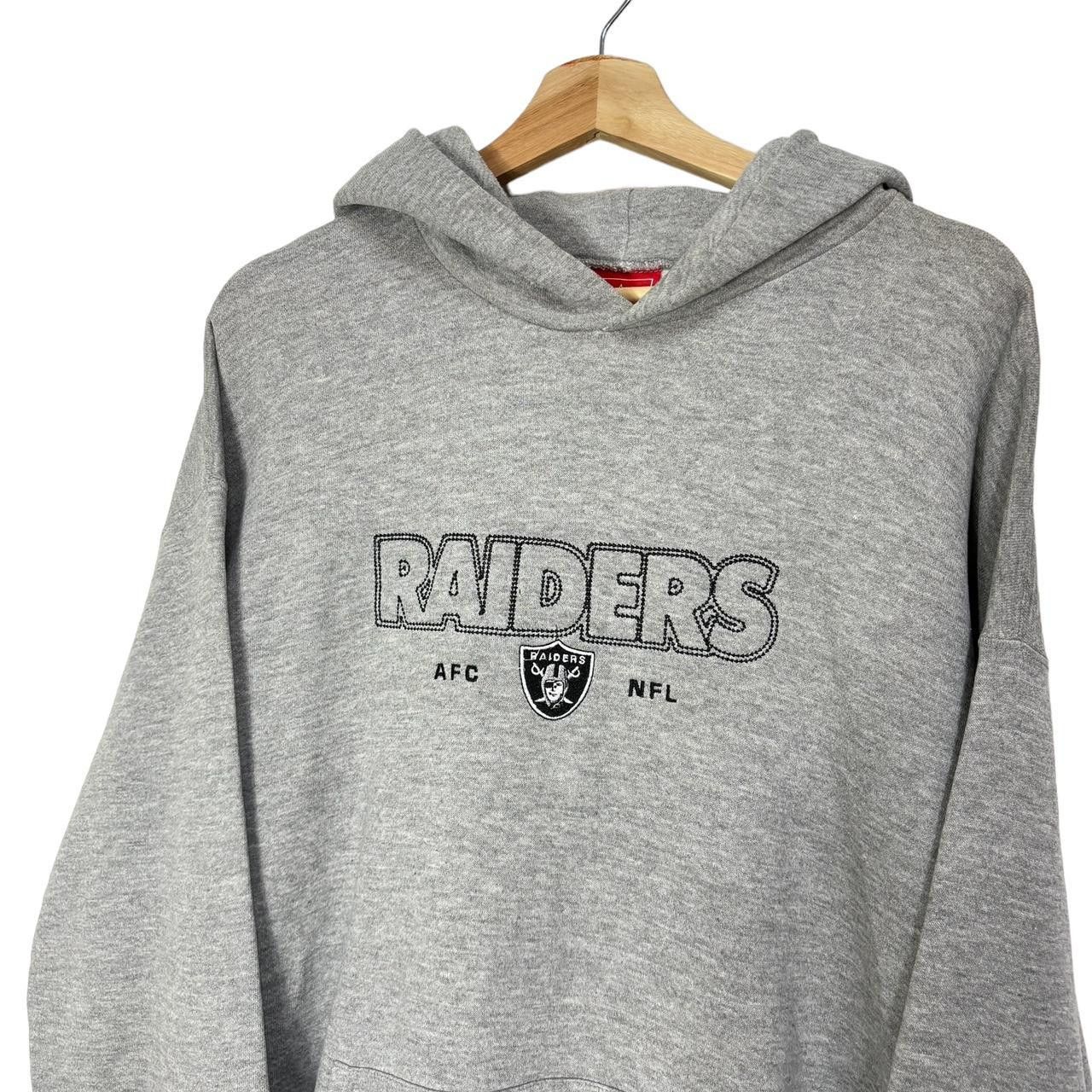 NFL × Vintage Vintage Raiders NFL Hoodies size: 2XL Size US XXL / EU 58 / 5 - 2 Thumbnail