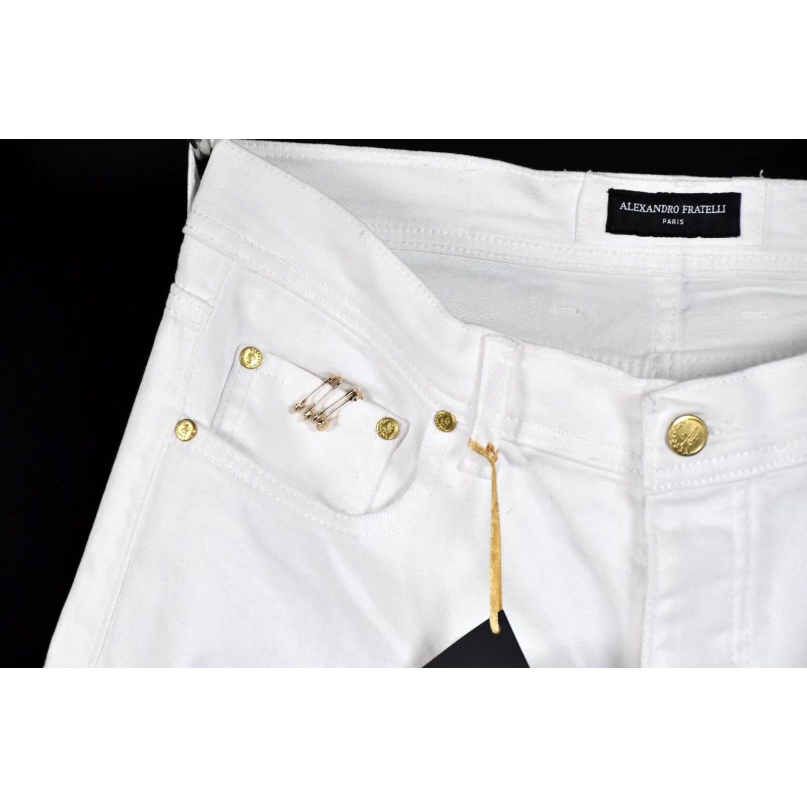 Vintage Alexandro Fratelli Jeans Men's 32 White Cotton Blend Regular 98% Cotton 2% Elastane Vintage: No Size US 32 / EU 48 - 3 Thumbnail