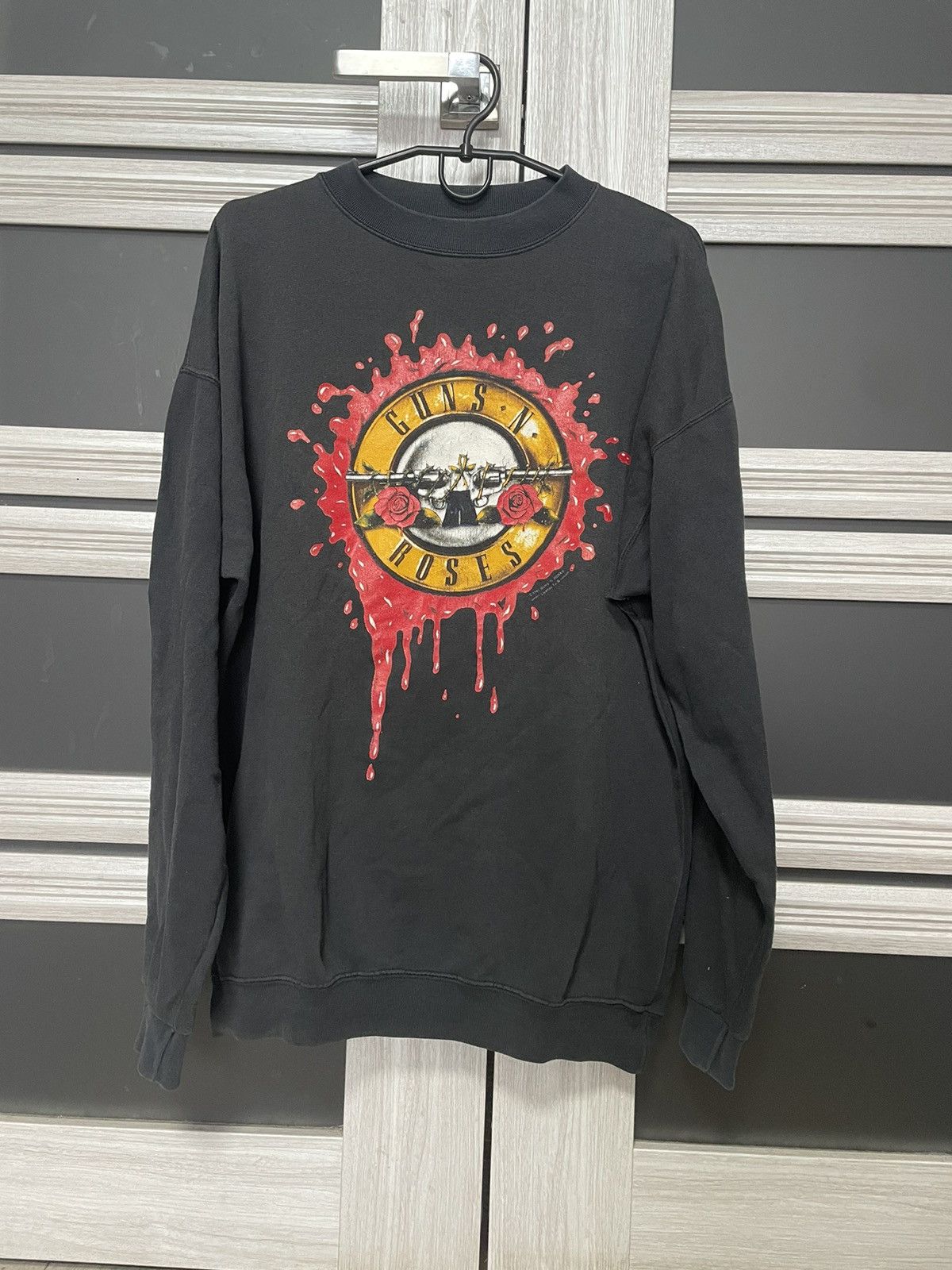 Band Tees 1991 Guns N Roses Get In The Ring Tour 1991/1992 Sweatshirt Size US XL / EU 56 / 4 - 1 Thumbnail