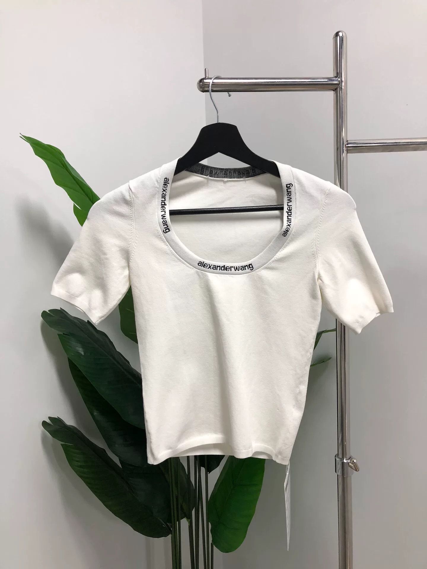 Alexander Wang alexander wang embroidered white short sleeve top Size S / US 4 / IT 40 - 1 Thumbnail