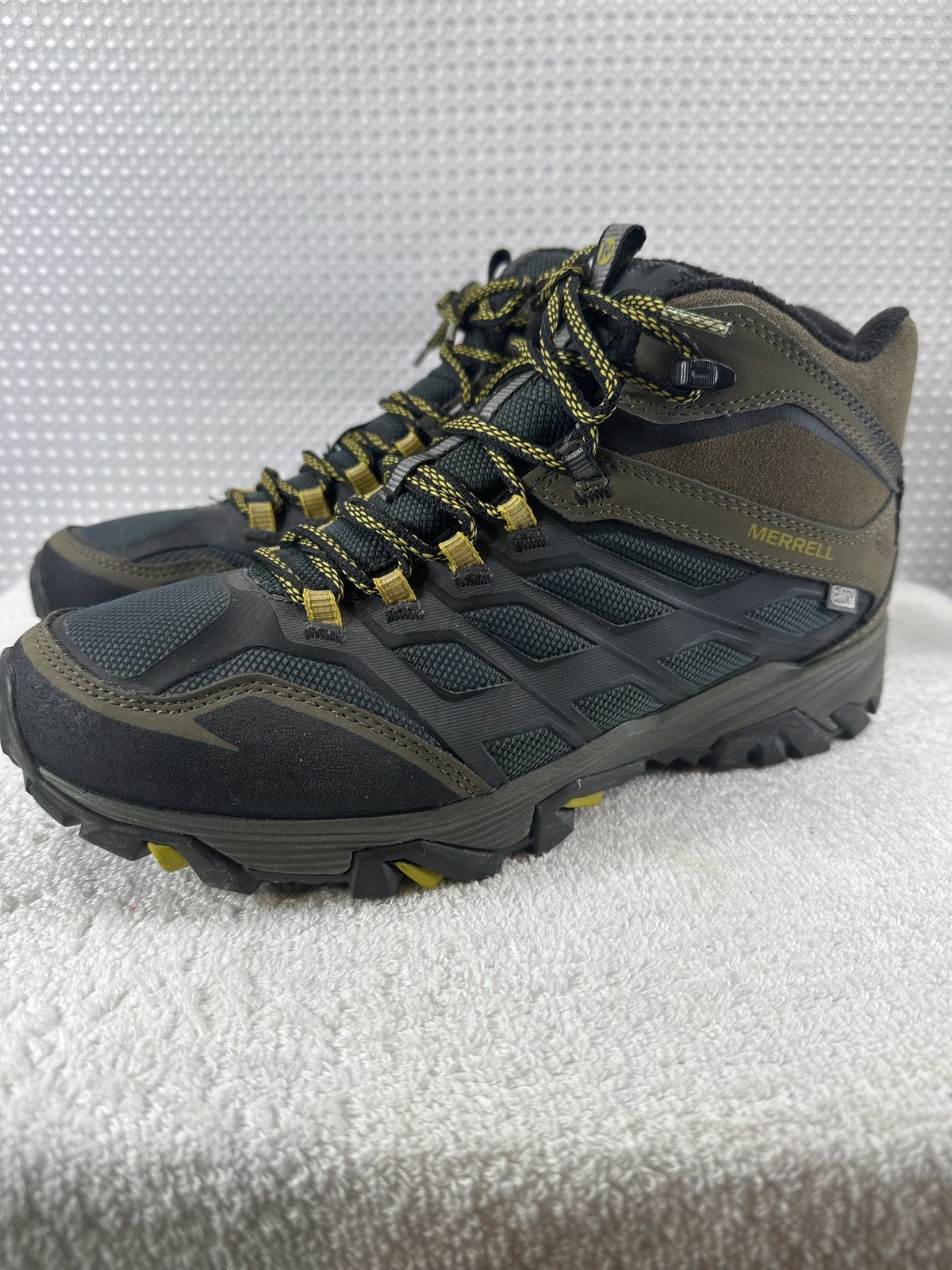 Merrell Merrell Moab FST Ice Thermo Hiking Boots, Like New!! Size US 9.5 / EU 42-43 - 1 Thumbnail