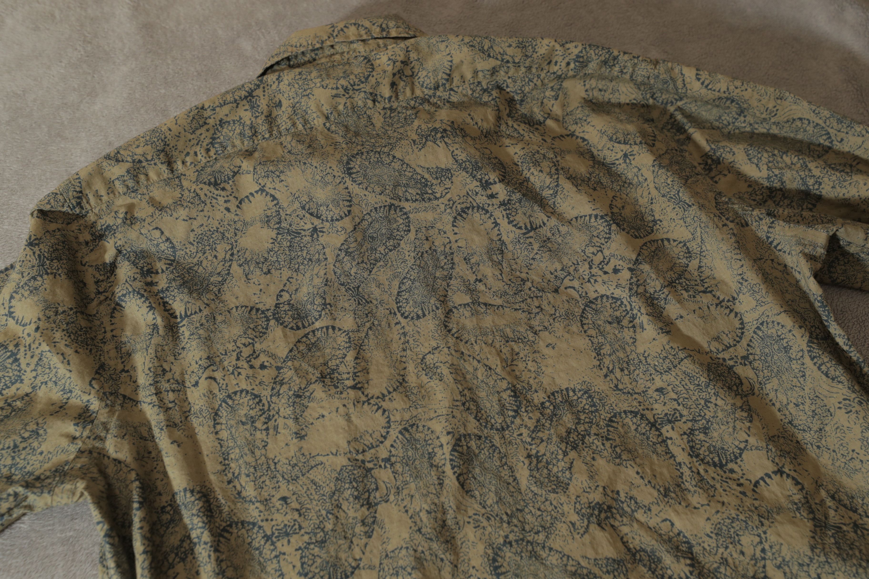 Express Express Brown Paisley 1/4 Button Long Sleeve Shirt (M) Size US M / EU 48-50 / 2 - 11 Thumbnail